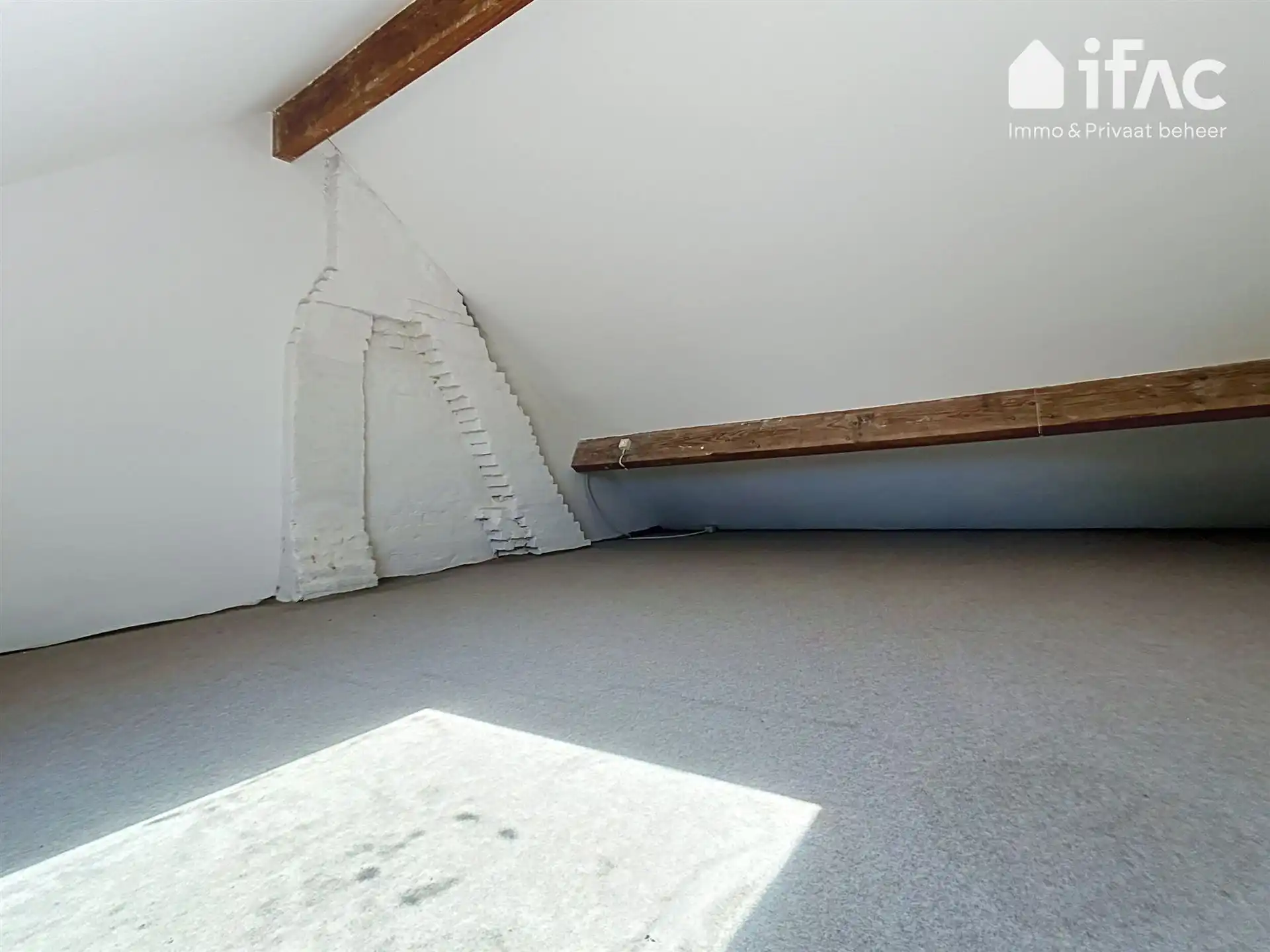 Gezellige rijwoning met tuin foto 14