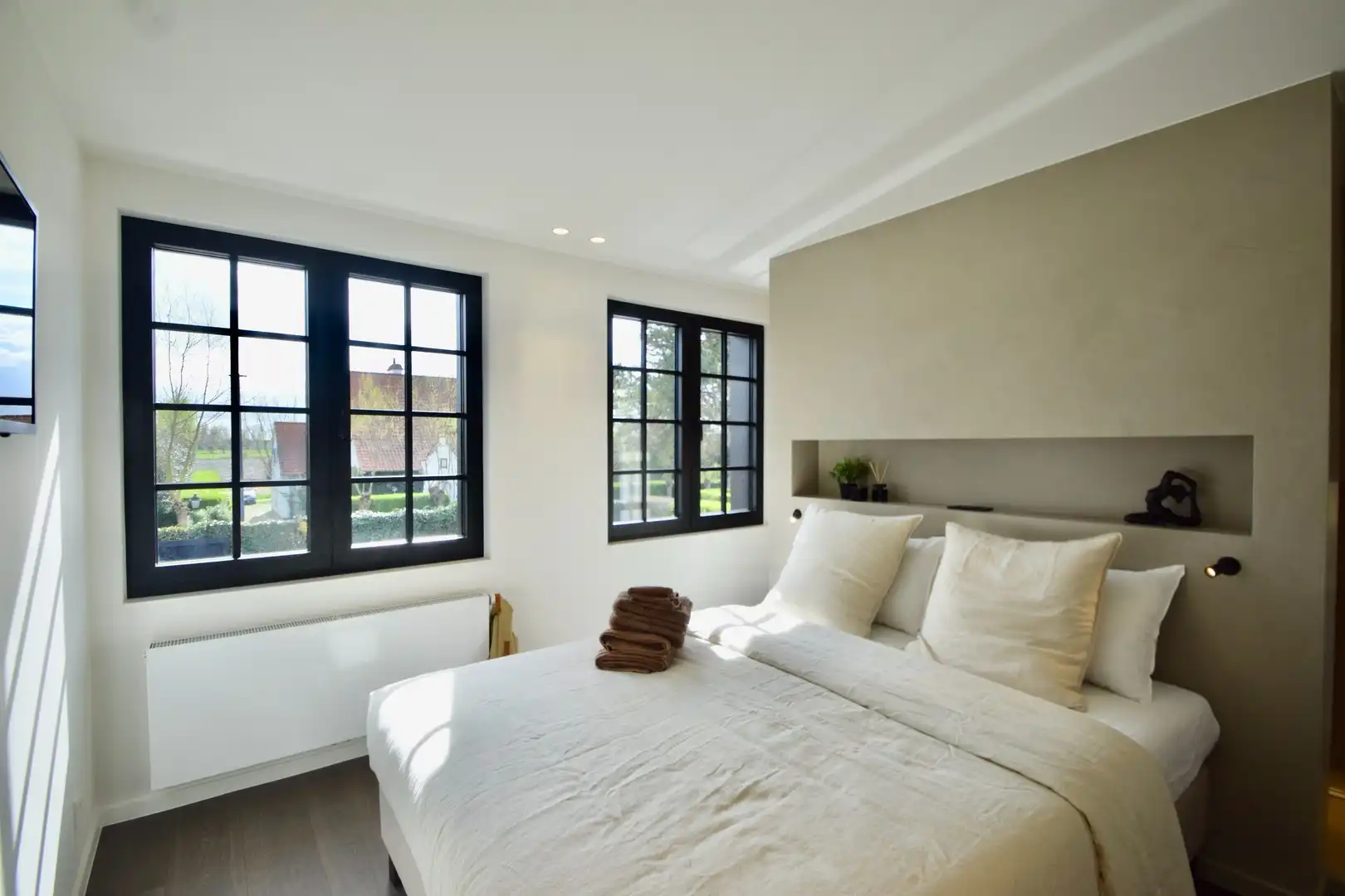 Alleenstaande villa gelegen in een groene omgeving, aan de rand van het Zoute. foto 13