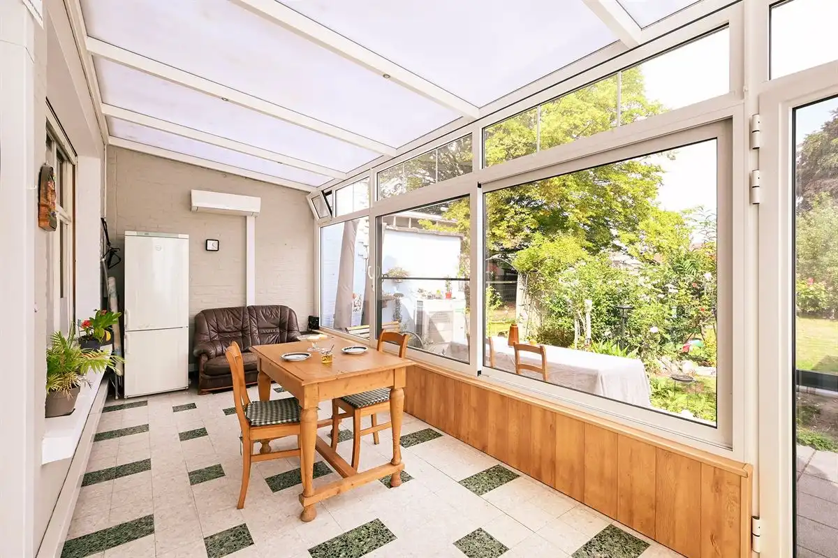 Ruime karaktervolle HOB met tuin en optioneel een achterliggend magazijn van 200m² op toplocatie foto 13