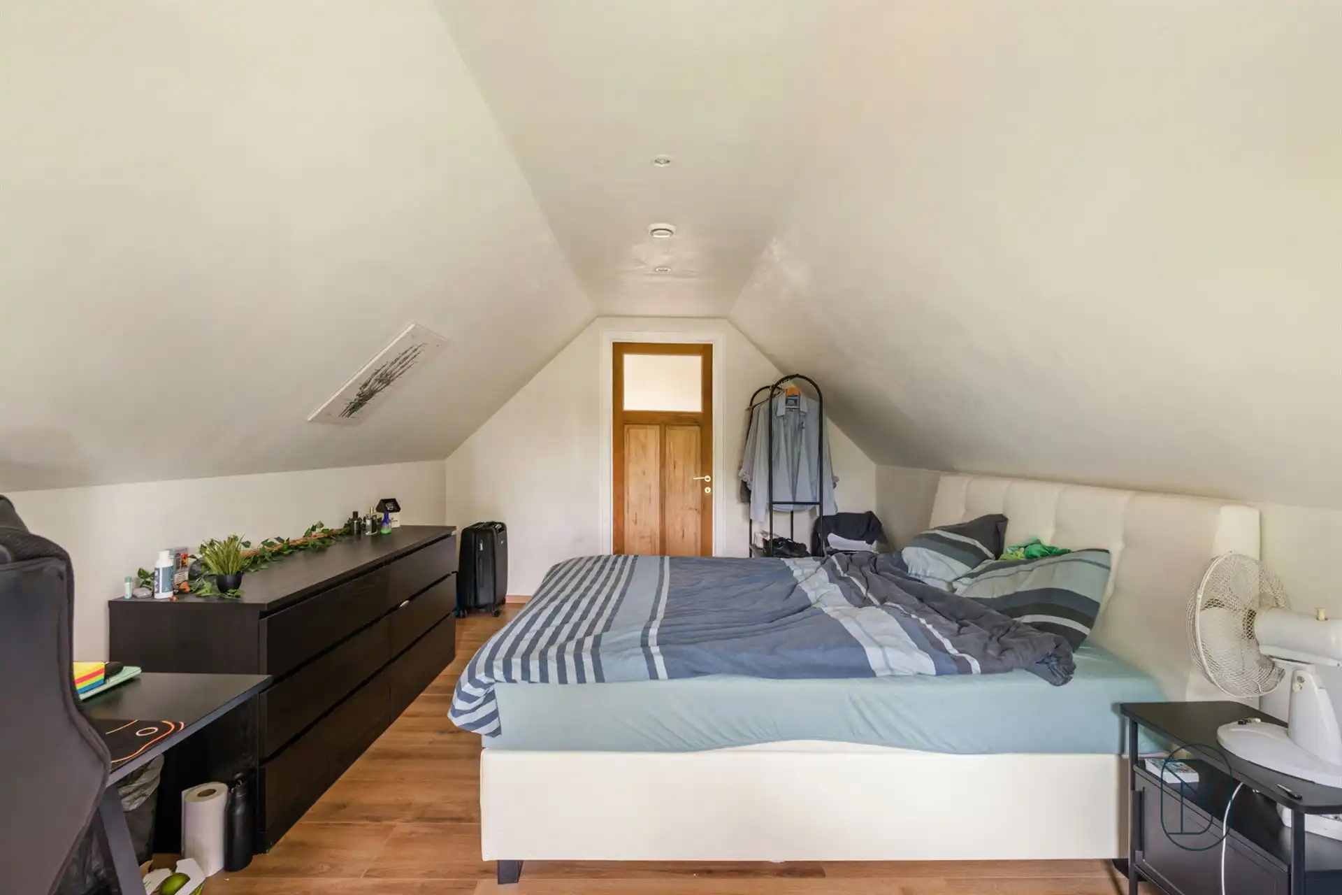 Ruime en energiezuinige woning met studio en tuin in Gaurain foto 29