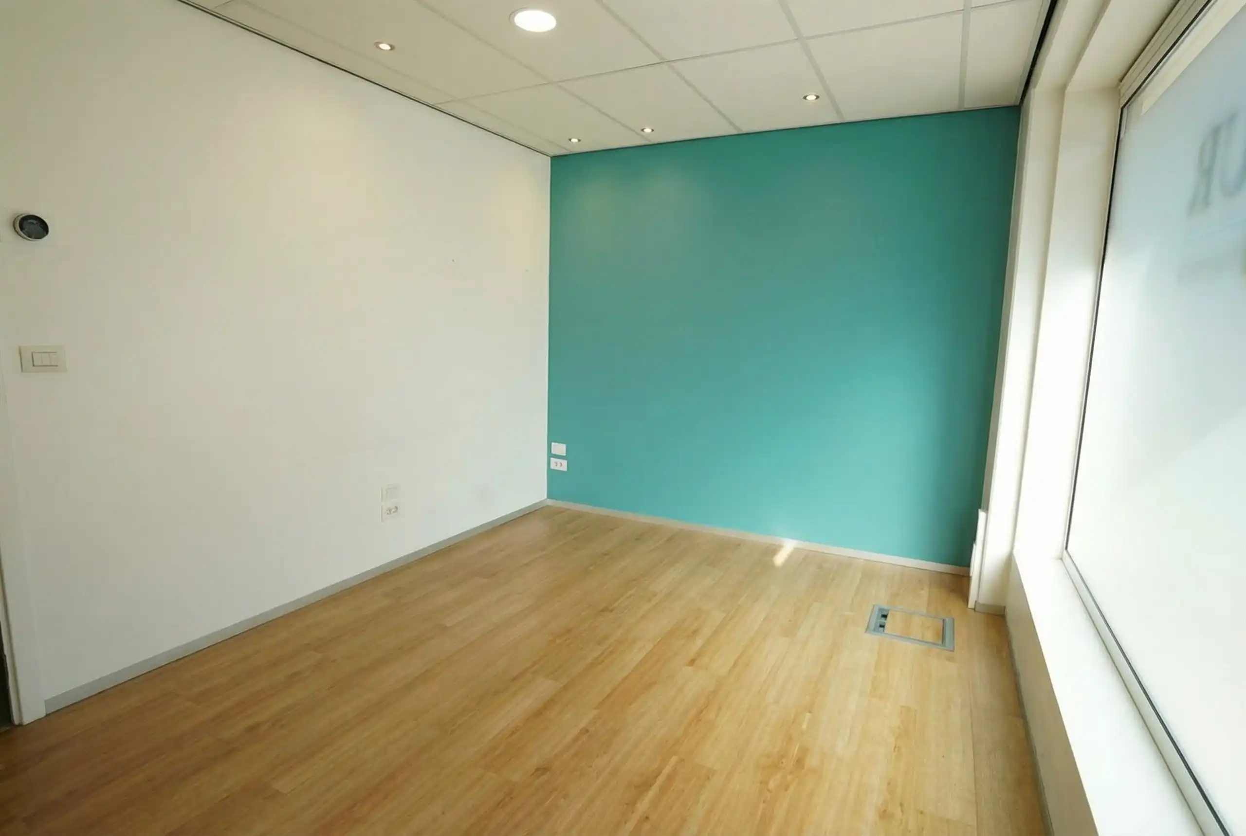 Modulair commercieel pand aan het Oude Gerechtshof  foto 7