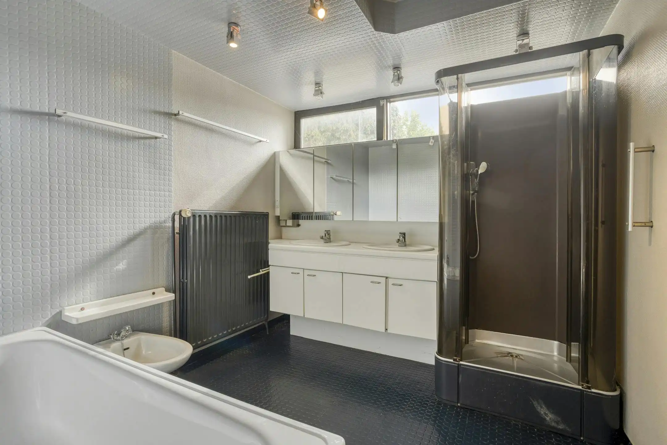 Polyvalent huis met tal van mogelijkheden te Sint-Kruis foto 10