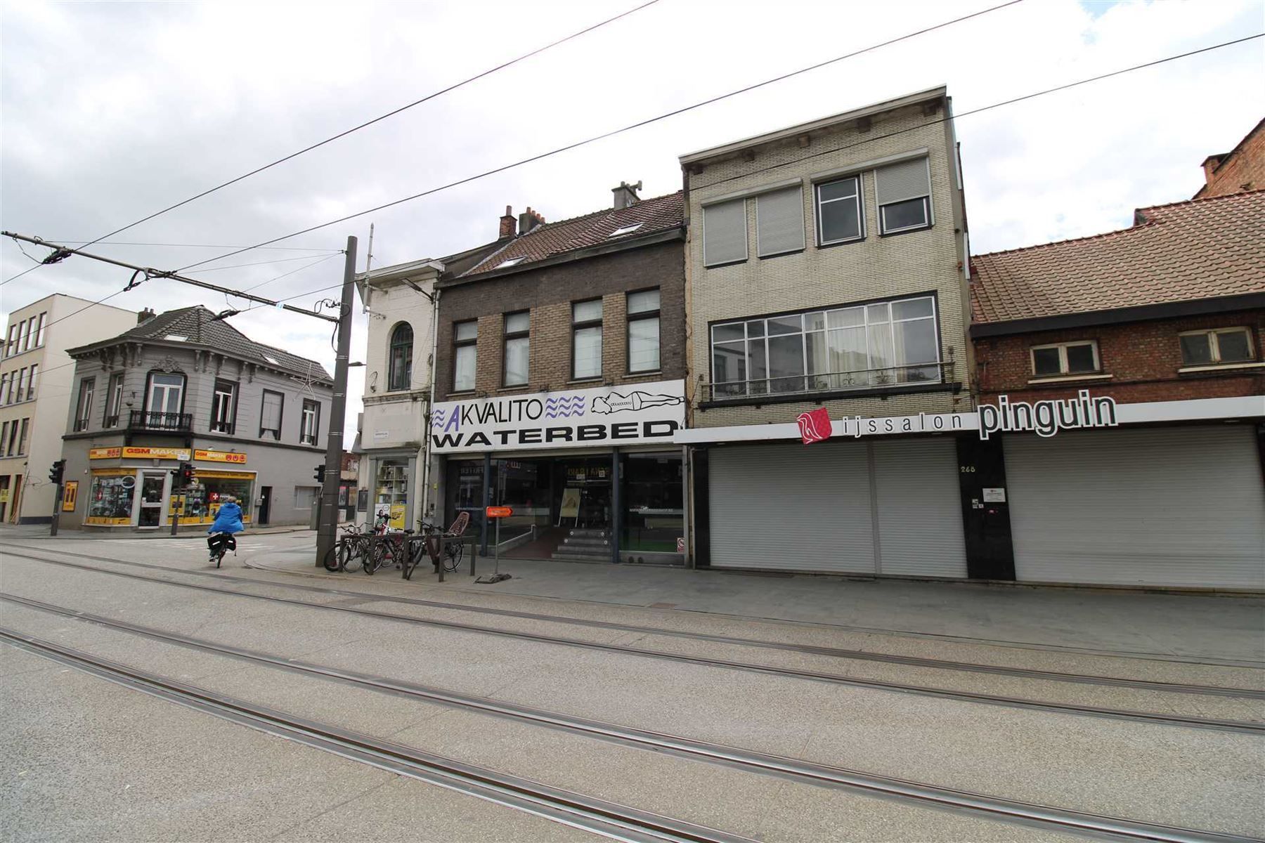 Handelspand met ruime woonst! foto 18