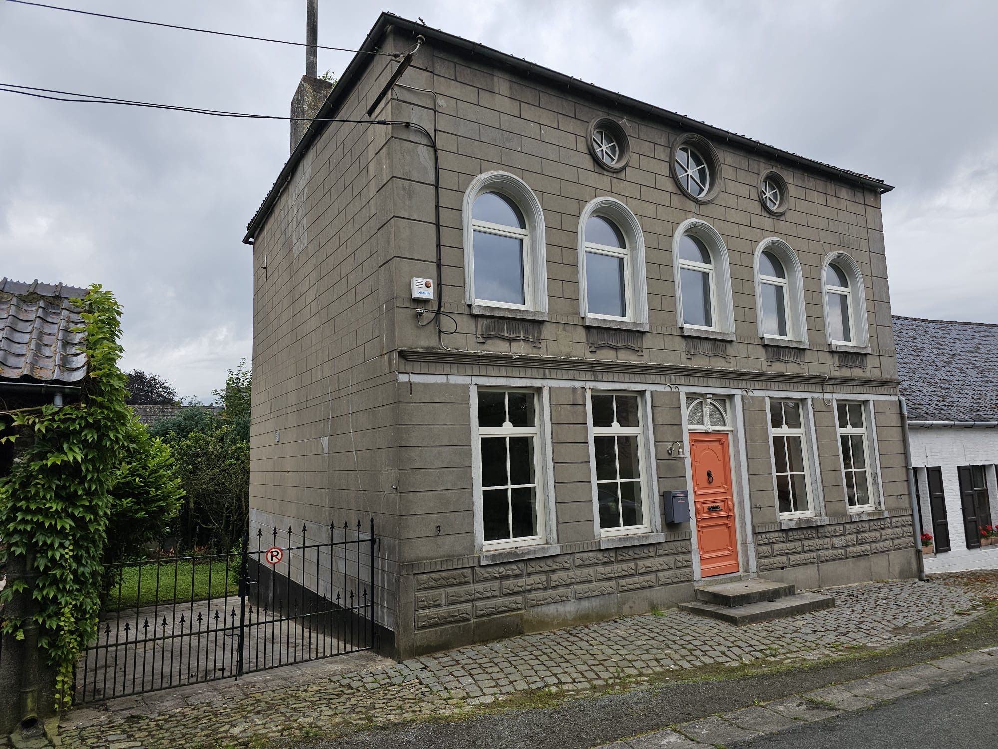 Authentieke woning met binnentuin en bijgebouw  foto 28