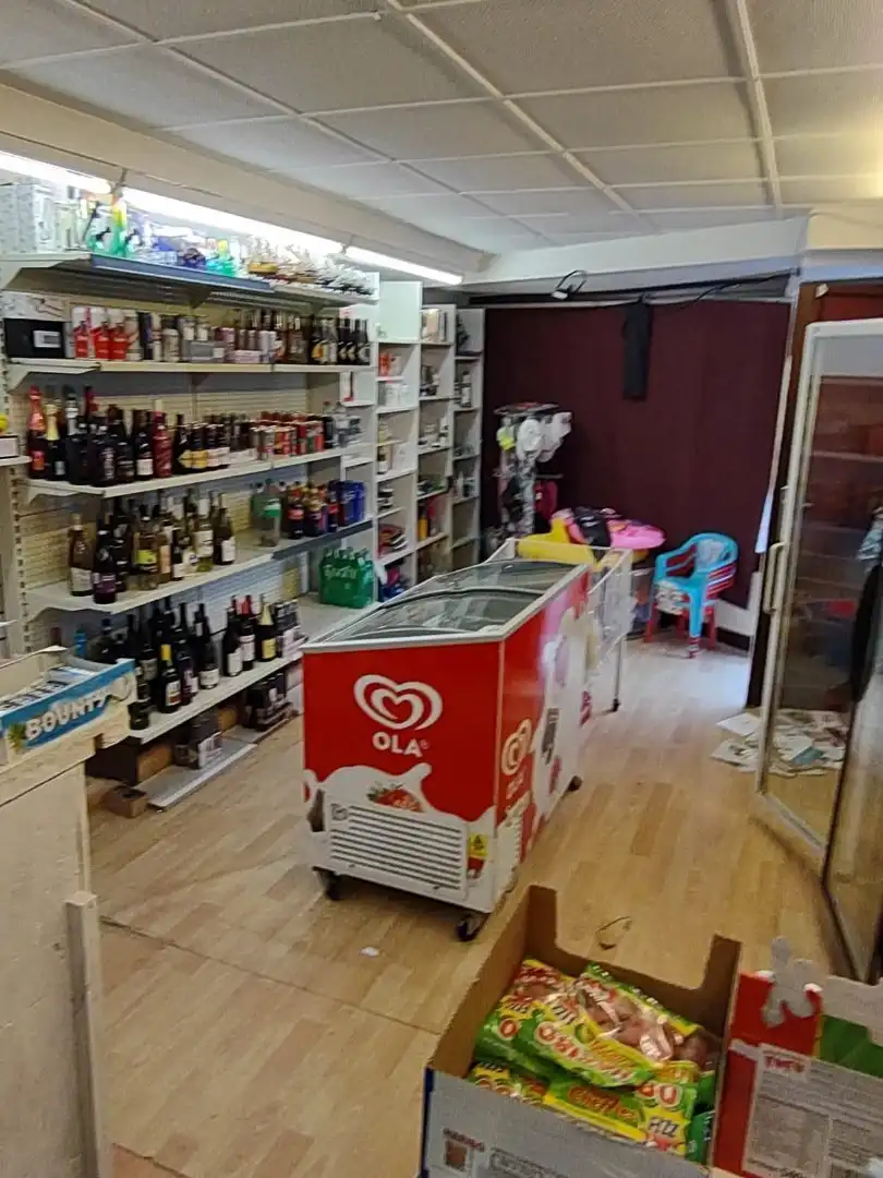 Handelspand met woonst op gunstige locatie te Bredene-Duinen! foto 8