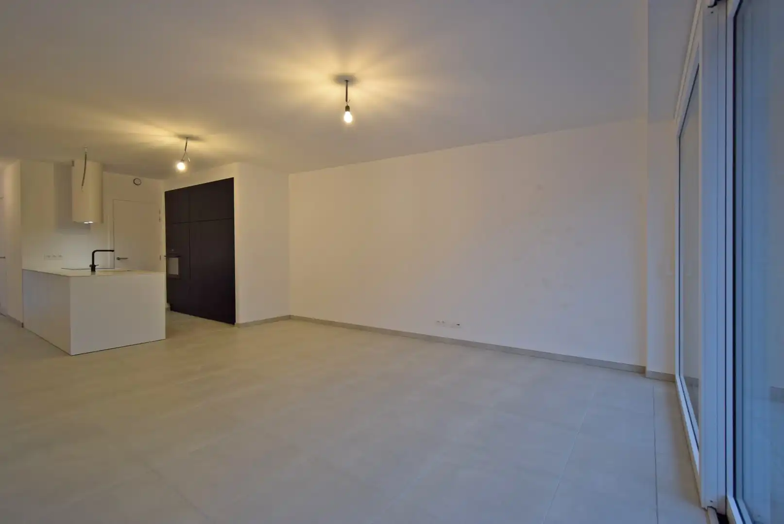 NIEUWBOUW ÉÉNSLAAPKAMER APPARTEMENT IN HARTJE ROESELARE  foto 3