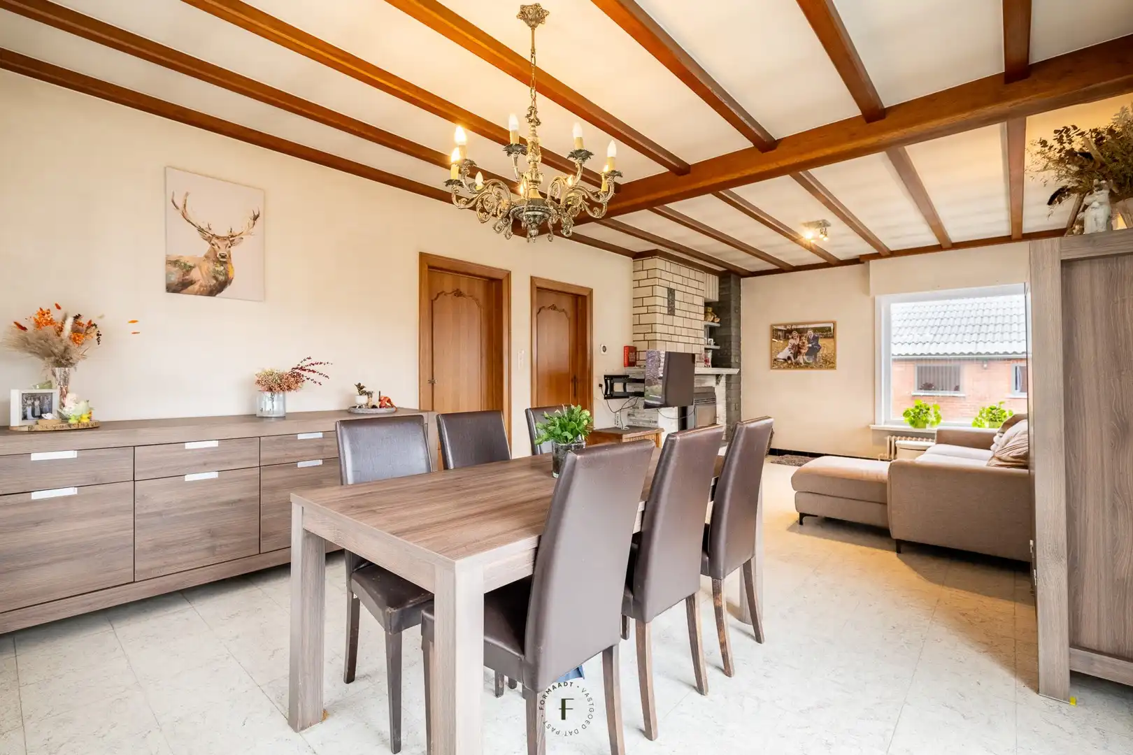 Strategisch gelegen woning met vernieuwde loods op toplocatie in Hooglede foto 7