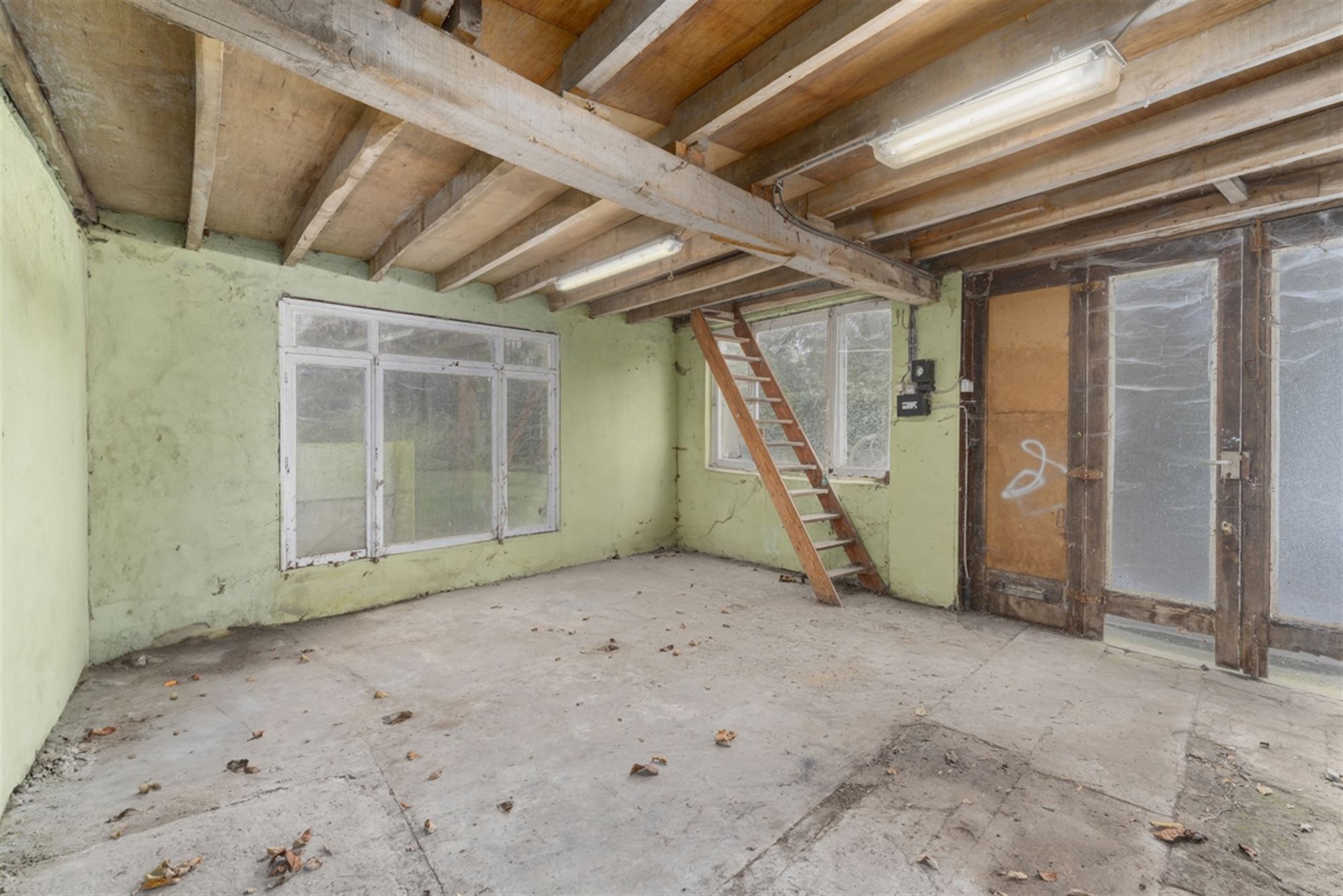 Te renoveren RUIME BURGERSWONING met BIJGEBOUW op een perceel van 668m² foto 20
