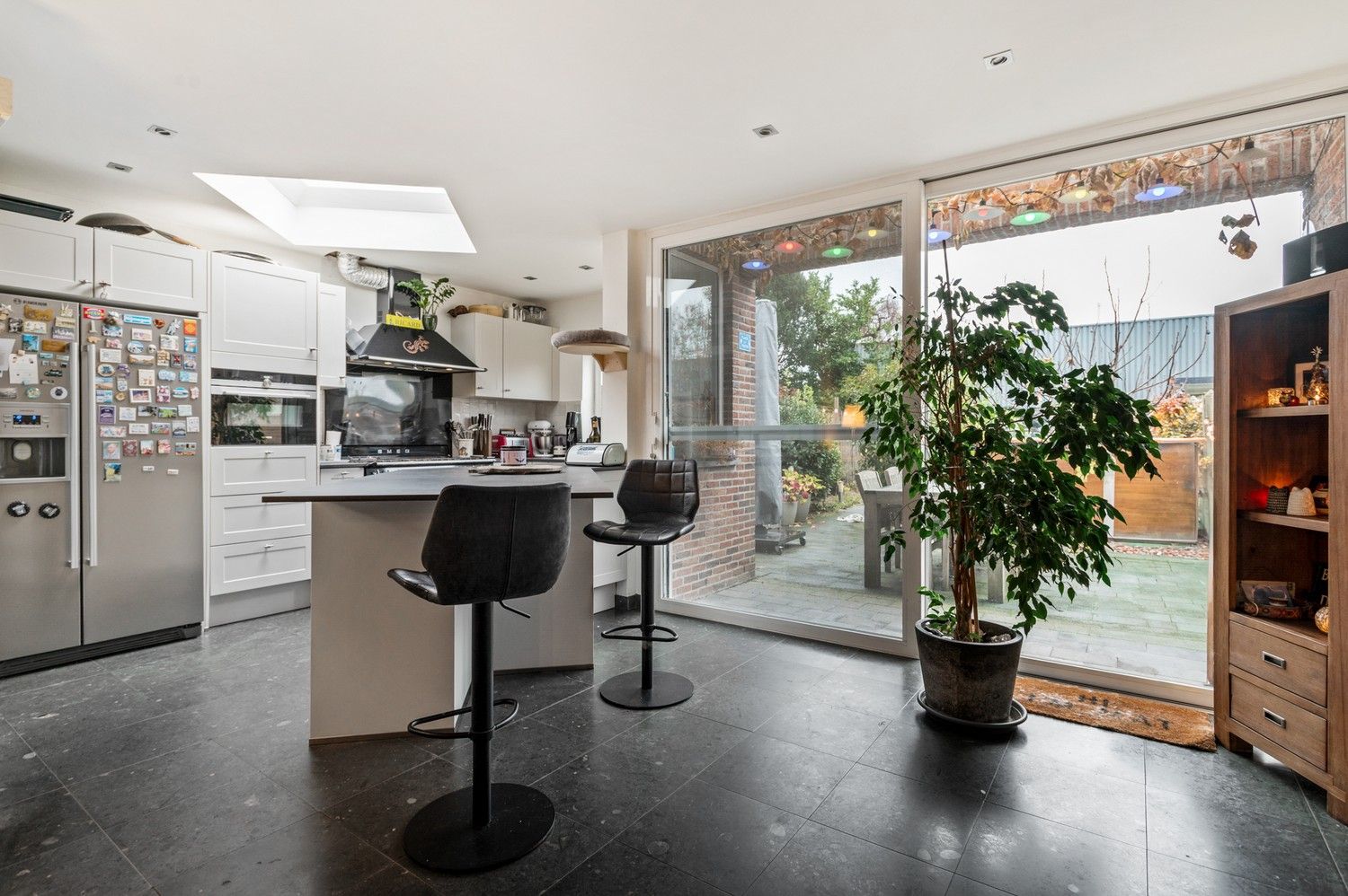 Centraal gelegen woning in doodlopende straat met 3 slaapkamers foto 9