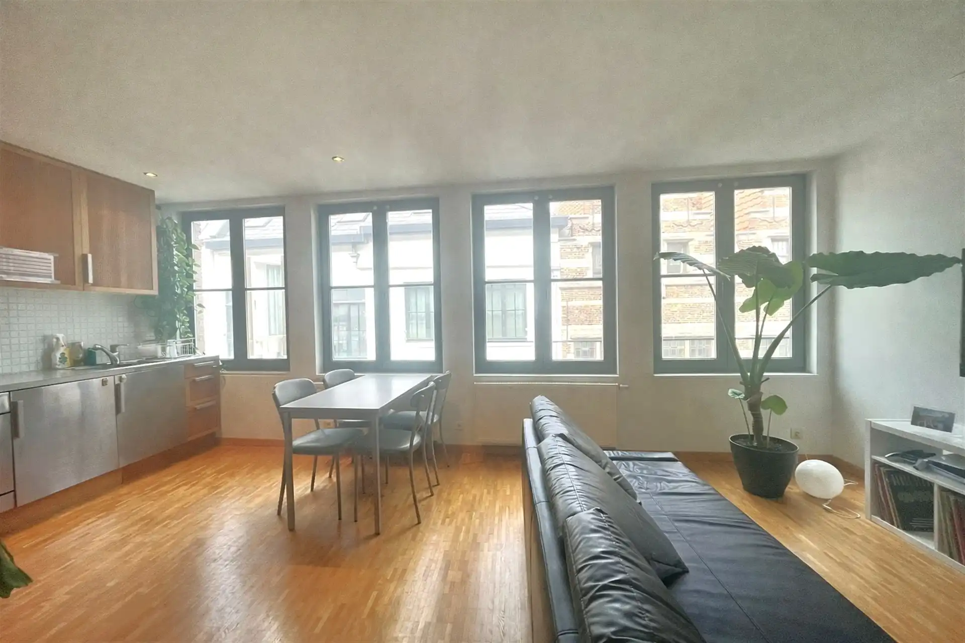 Duplex met 2 slaapkamers in centrum Antwerpen!  foto 2