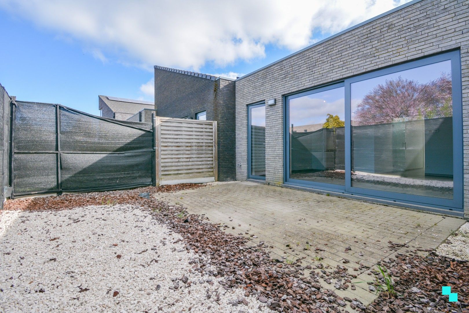 Gelijkvloerse, energiezuinige woning te Westrozebeke foto 10