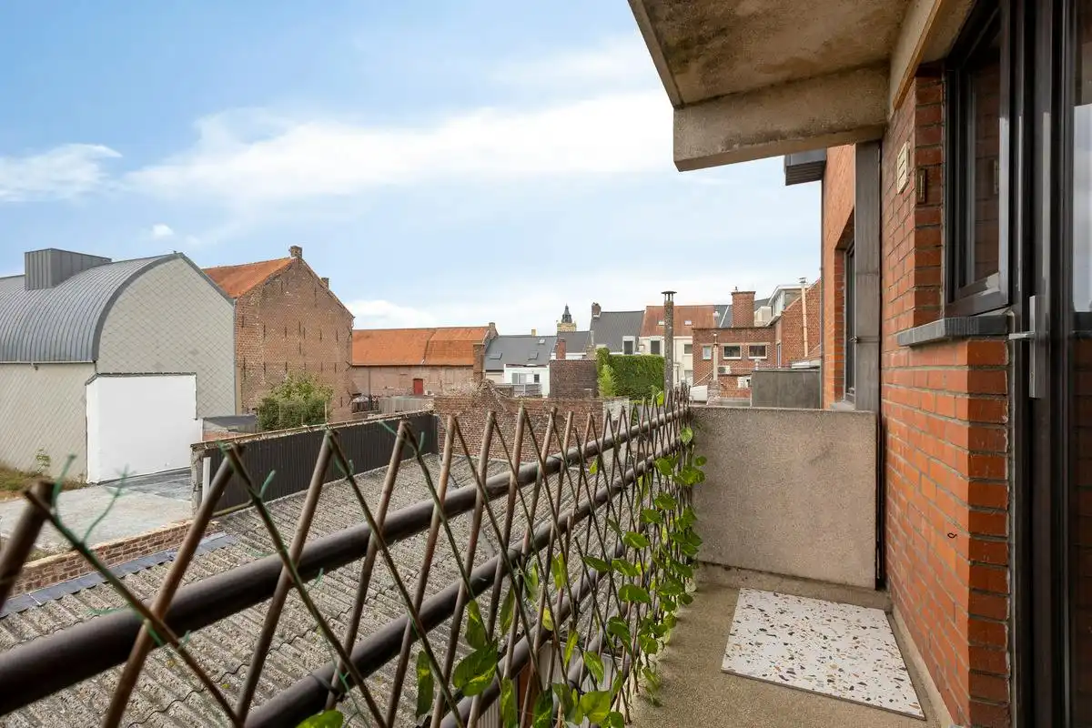 Instapklaar 2-kamerappartement in hartje Poperinge foto 19