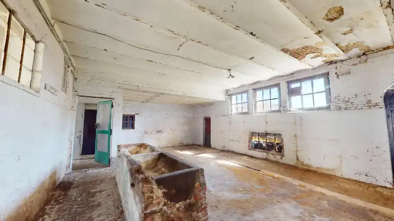 Charmante te renoveren hoeve van 300m² op 15 are foto 11