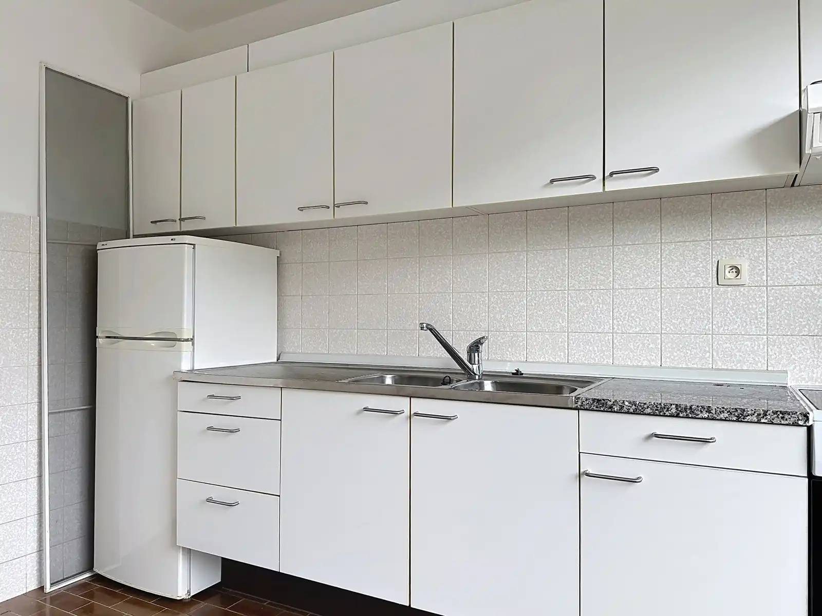 Rustig gelegen appartement met twee slaapkamers foto 7