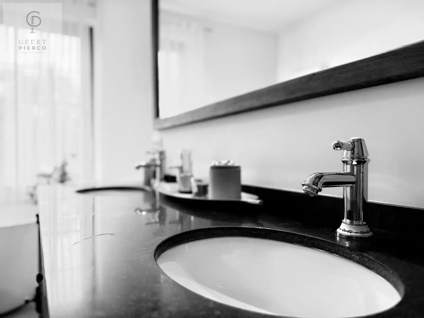 Ruimtelijke woning op een toplocatie foto 25