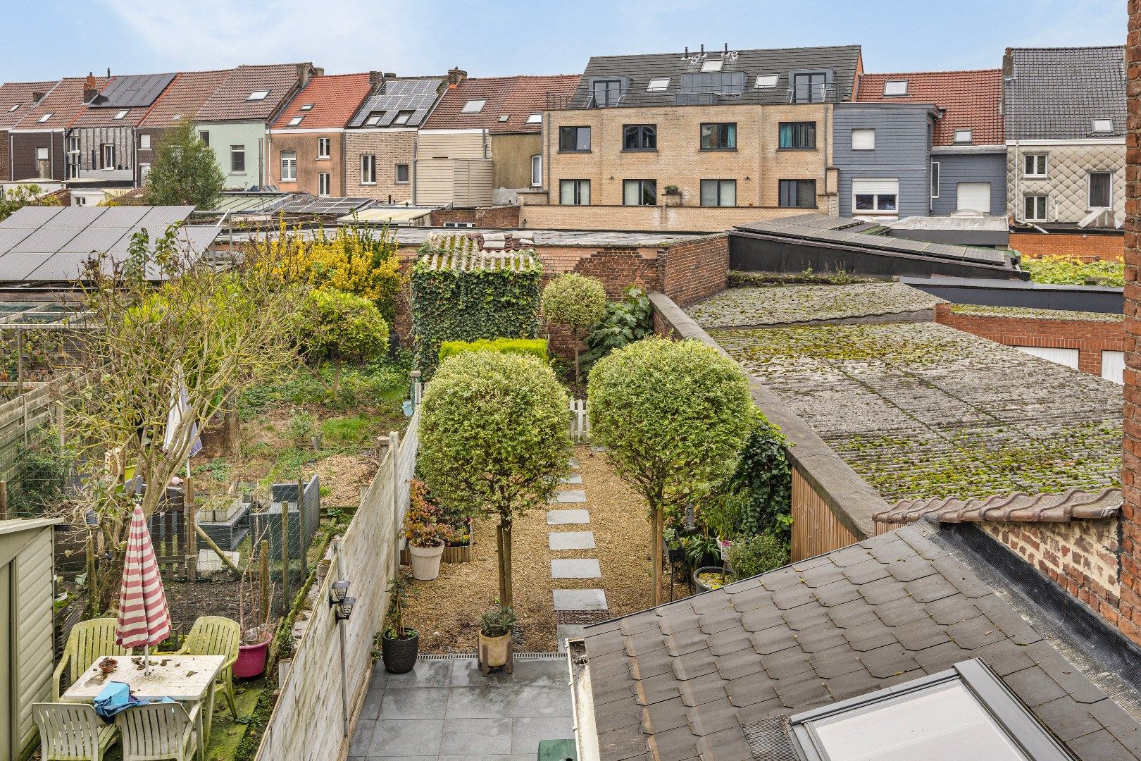 Instapklare woning met 3 slaapkamers en tuin te centrum Halle foto 17