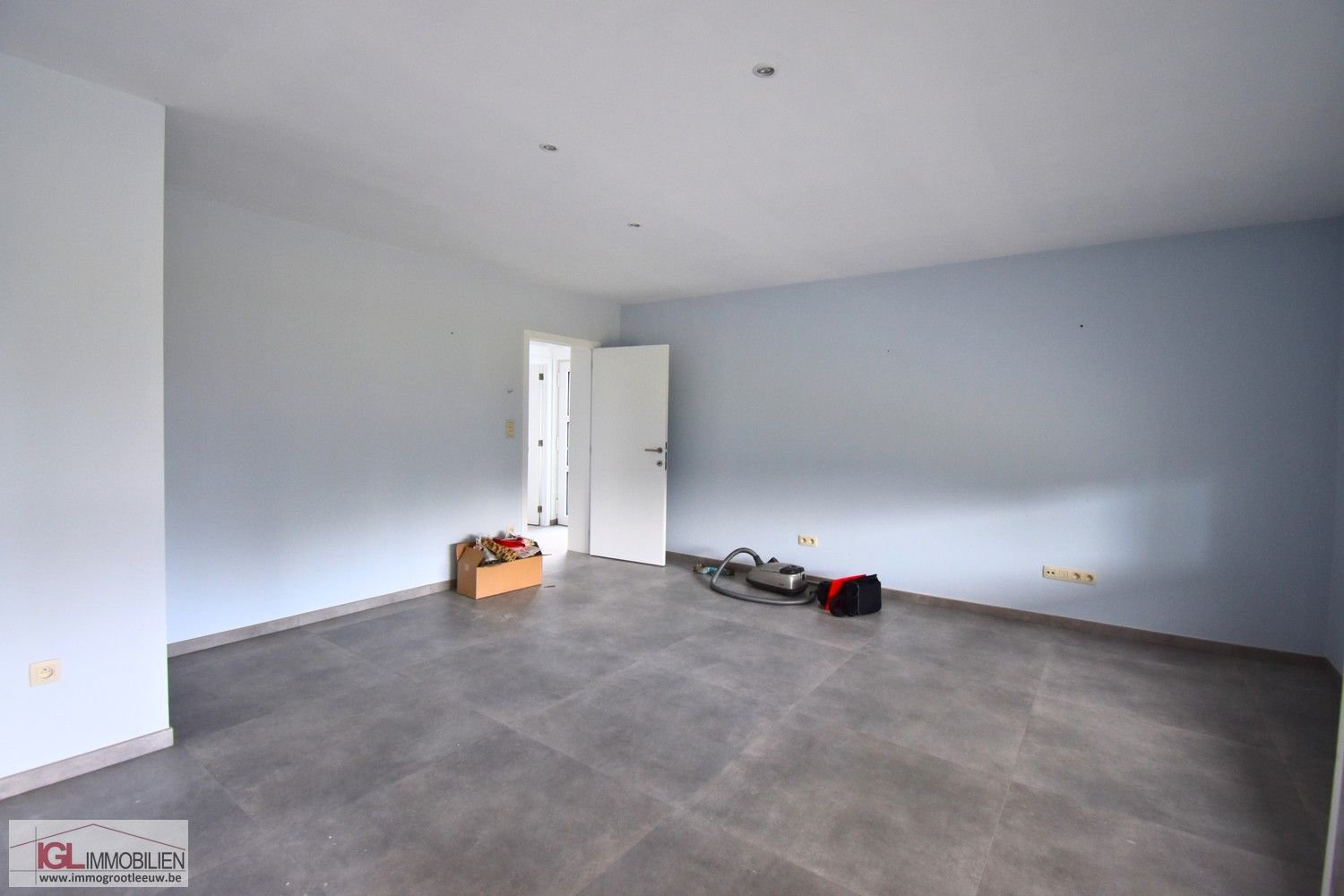 Modern gelijkvloersappartement in groene en rustige omgeving foto 4
