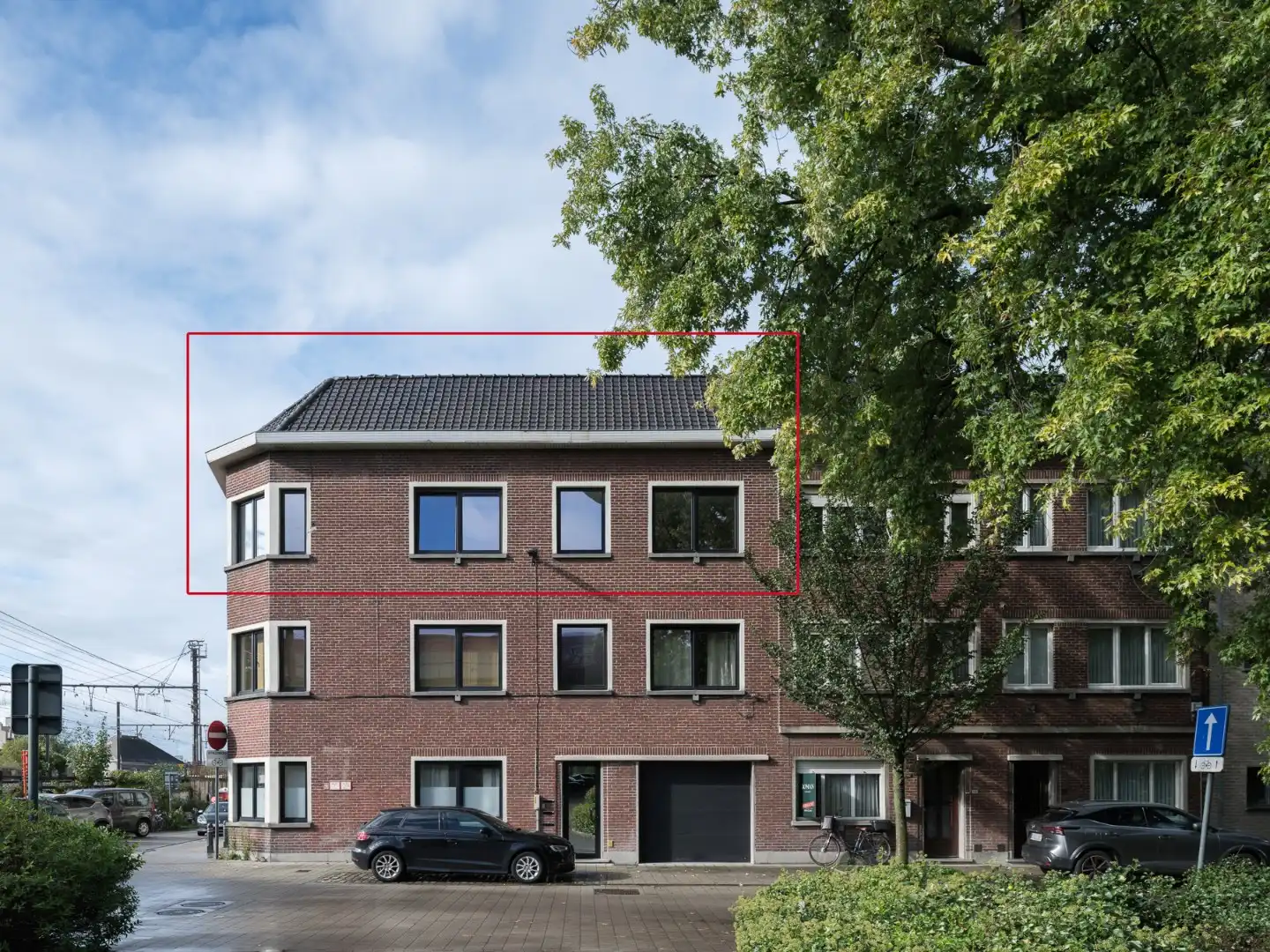 Instapklaar 3-slaapkamerappartement aan het Adolf Papeleupark foto 13