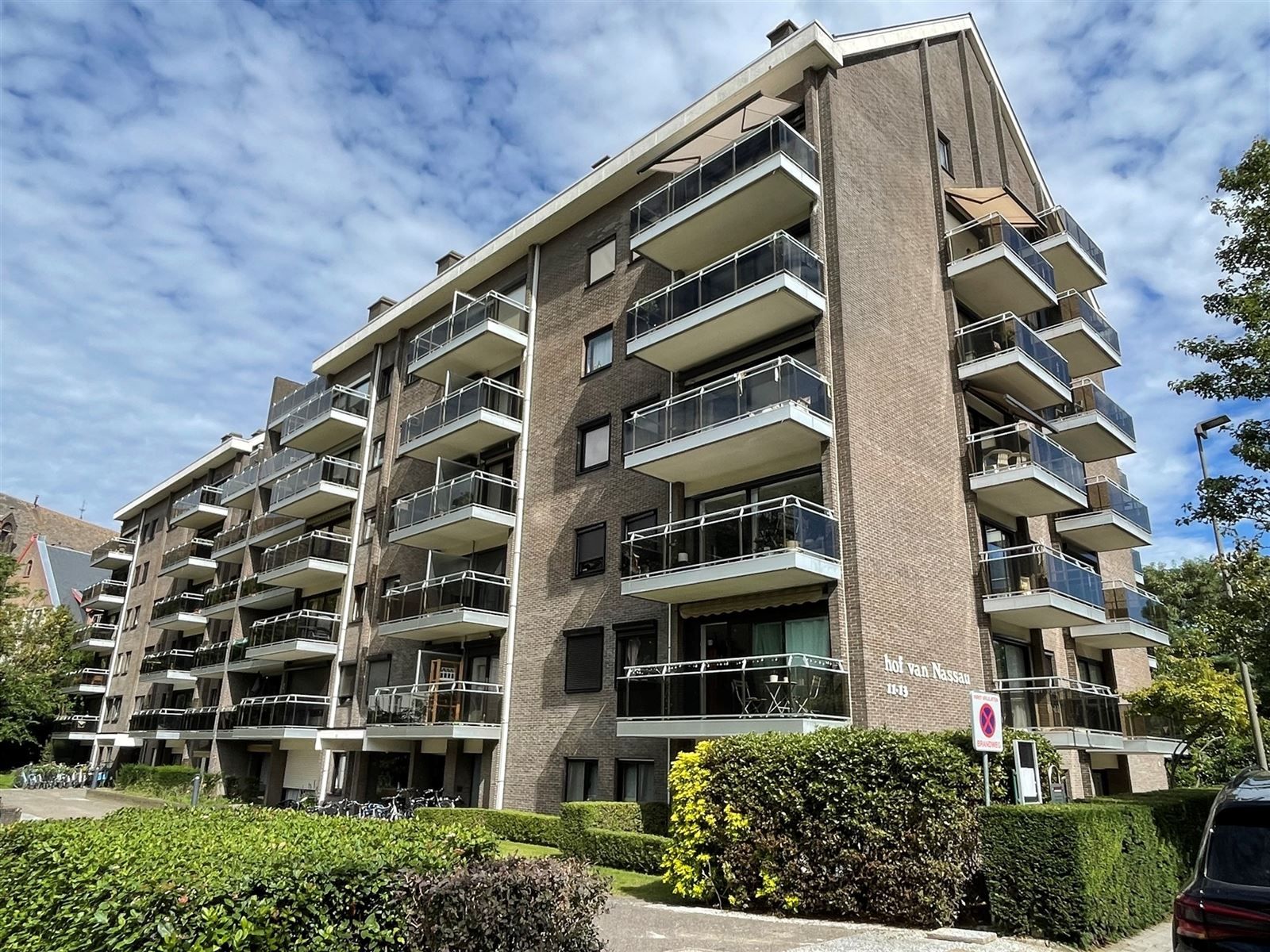 Appartement foto {{pictureIndex}}