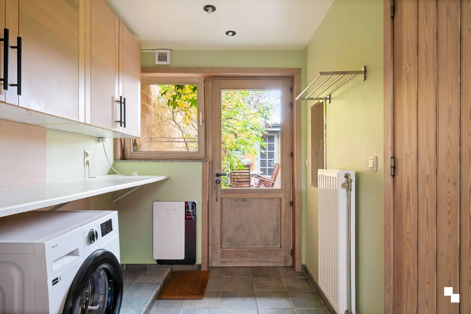 Gezellige rijwoning met royale slaapkamers in Gent foto 11