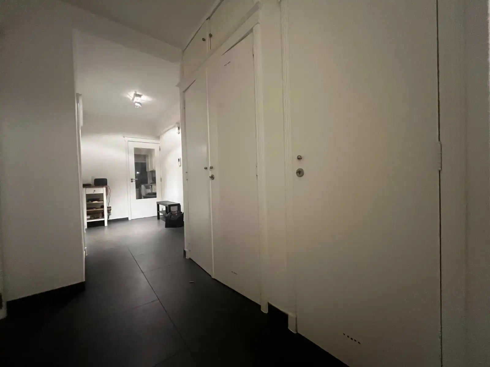 Uiterst goed gelegen 3 slaapkamer appartement foto 9