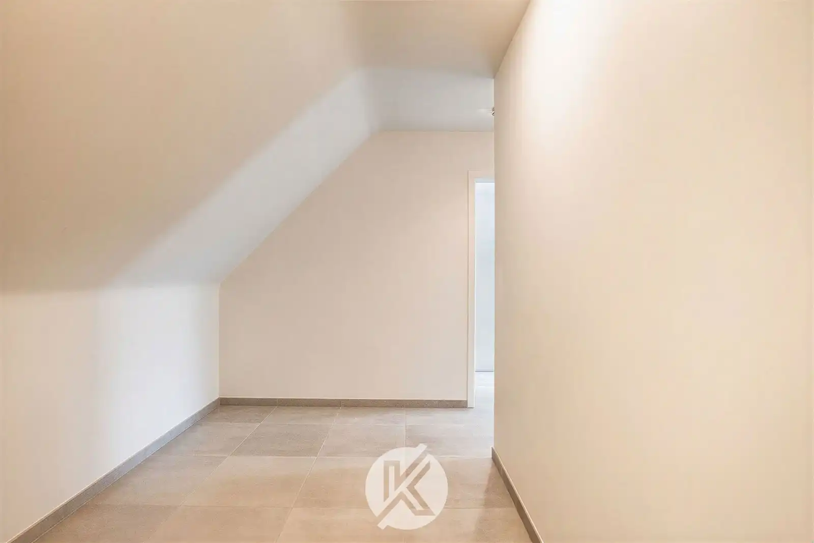 Elegant appartement met private garage foto 8