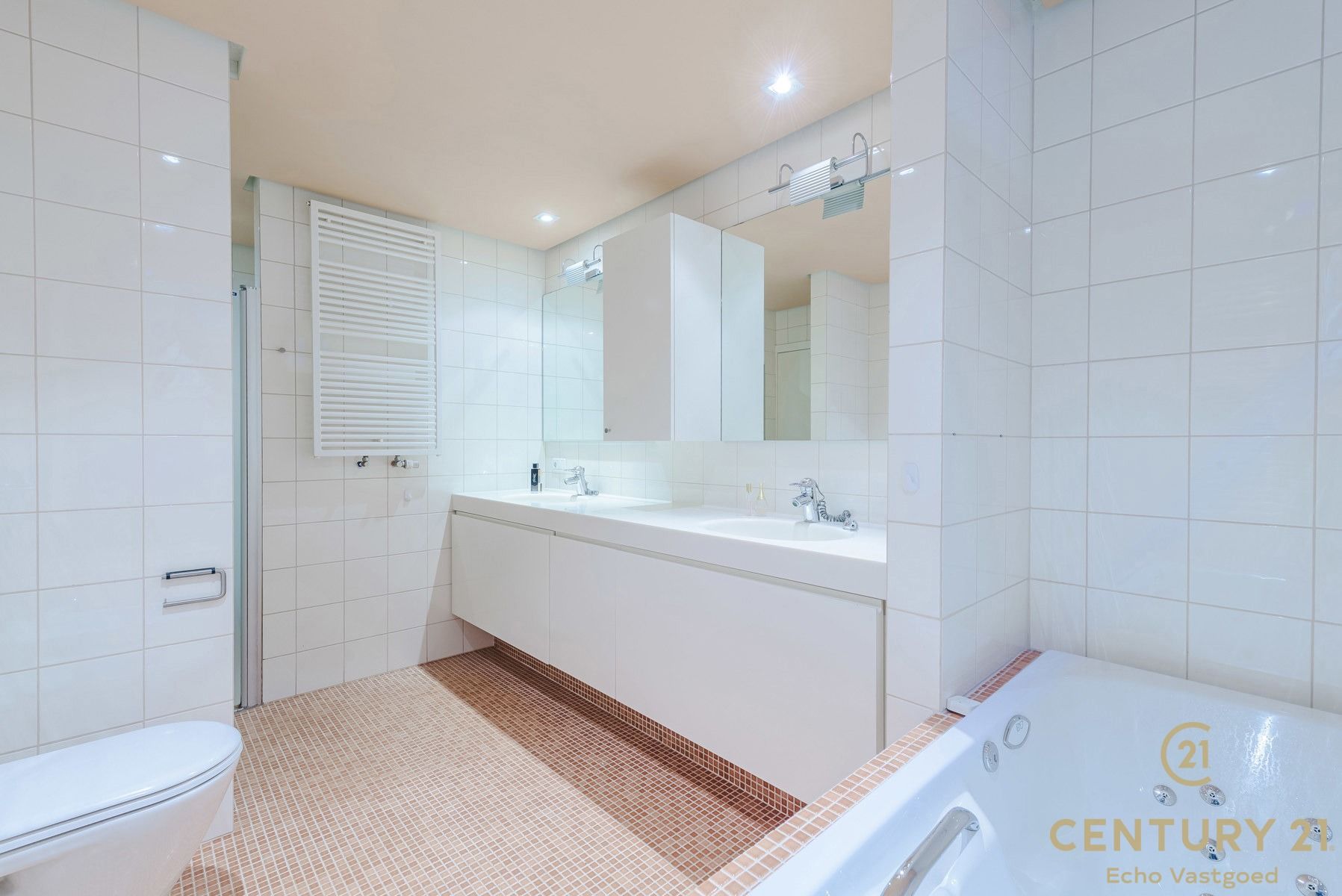 Tijdloze, instapklare villa met 5 slpk en 3 badk op ca1521m² foto 17