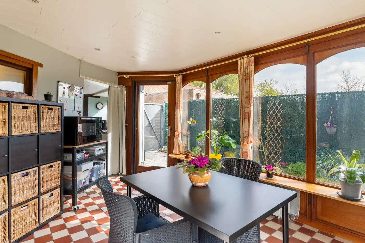 Top gelegen, charmante, vrijstaande woning met 3 slpk. en prachtige zuid-tuin foto 12