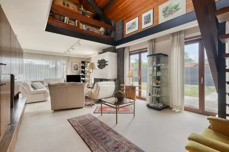 RUIME VRIJSTAANDE WONING MET BIJZONDER VEEL POTENTIEEL OP 832 m² foto 10