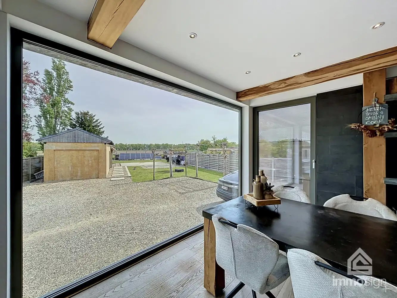 Ruime gezinswoning met drie slaapkamers te Opitter! foto 5