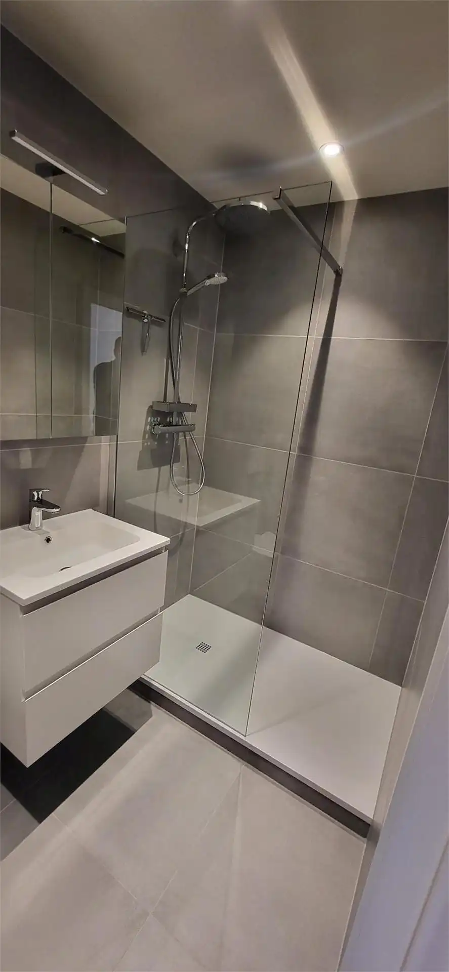 Gerenoveerde en bemeubelde studio in hartje Leuven – Tervuursestraat 44 foto 5