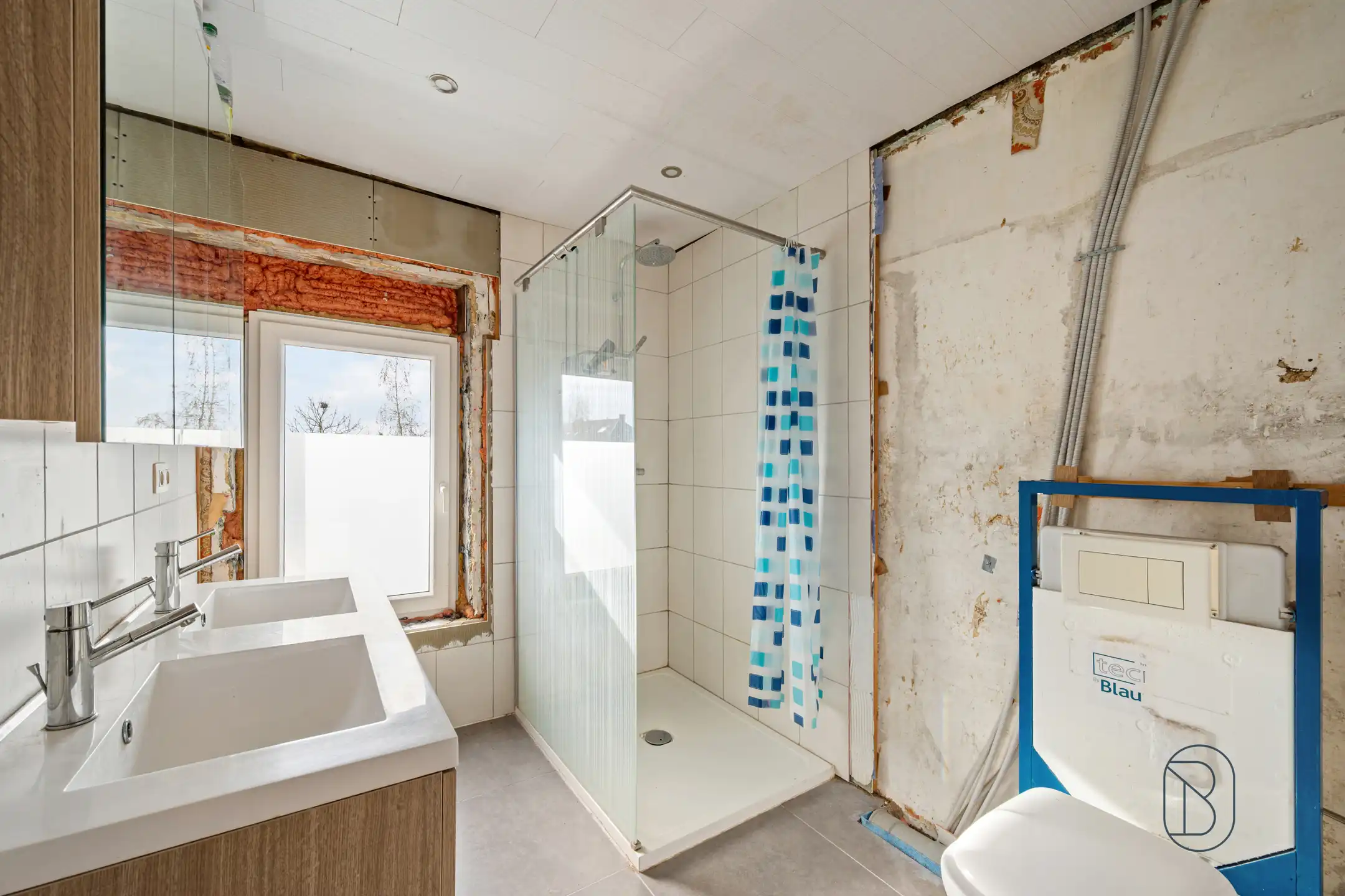 Halfopen woning met garage en tuin in Harelbeke foto 13