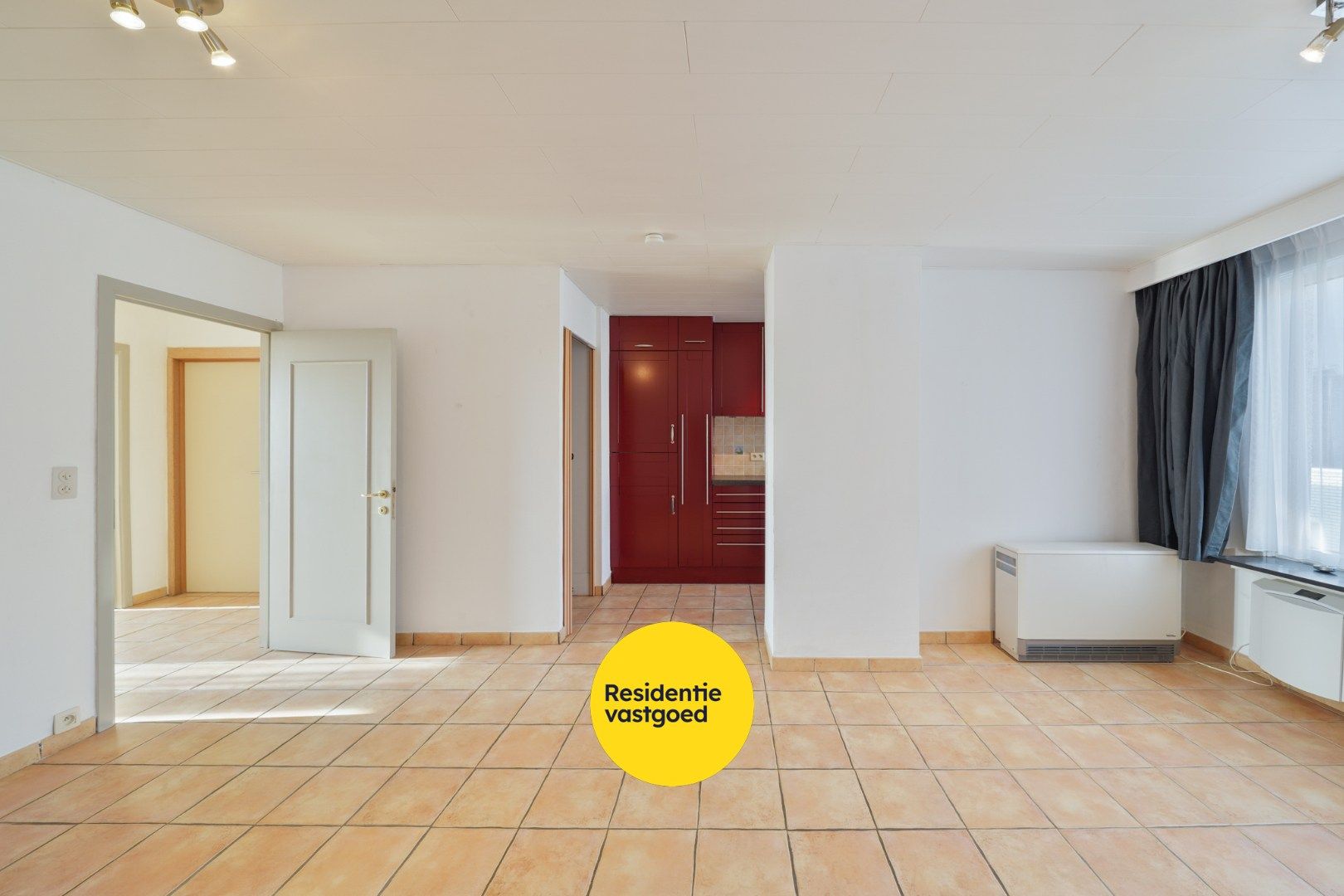 Ruim en instapklaar appartement met open zicht – op wandelafstand van zee en winkels foto 3