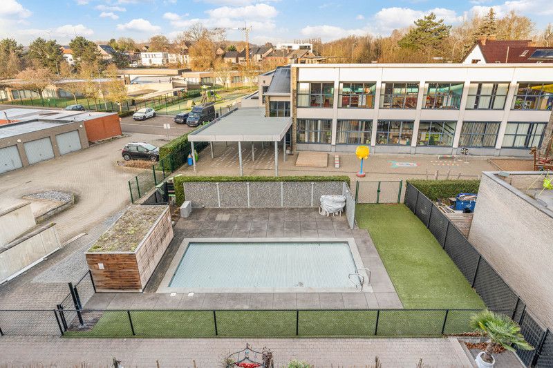 Klassevol duplex-appartement met gemeenschappelijk zwembad foto 16