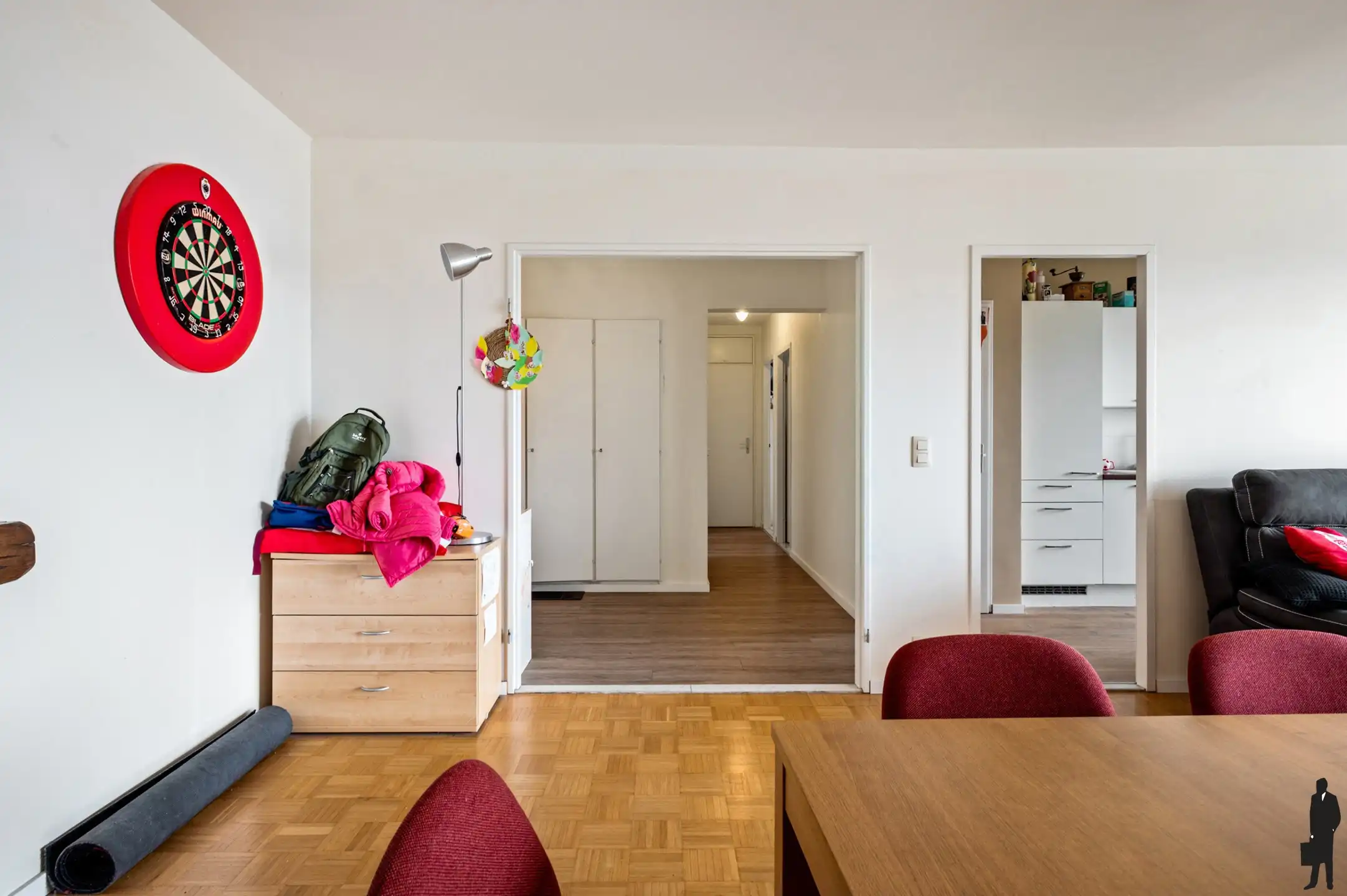 Lichtrijk appartement met ruim terras foto 3