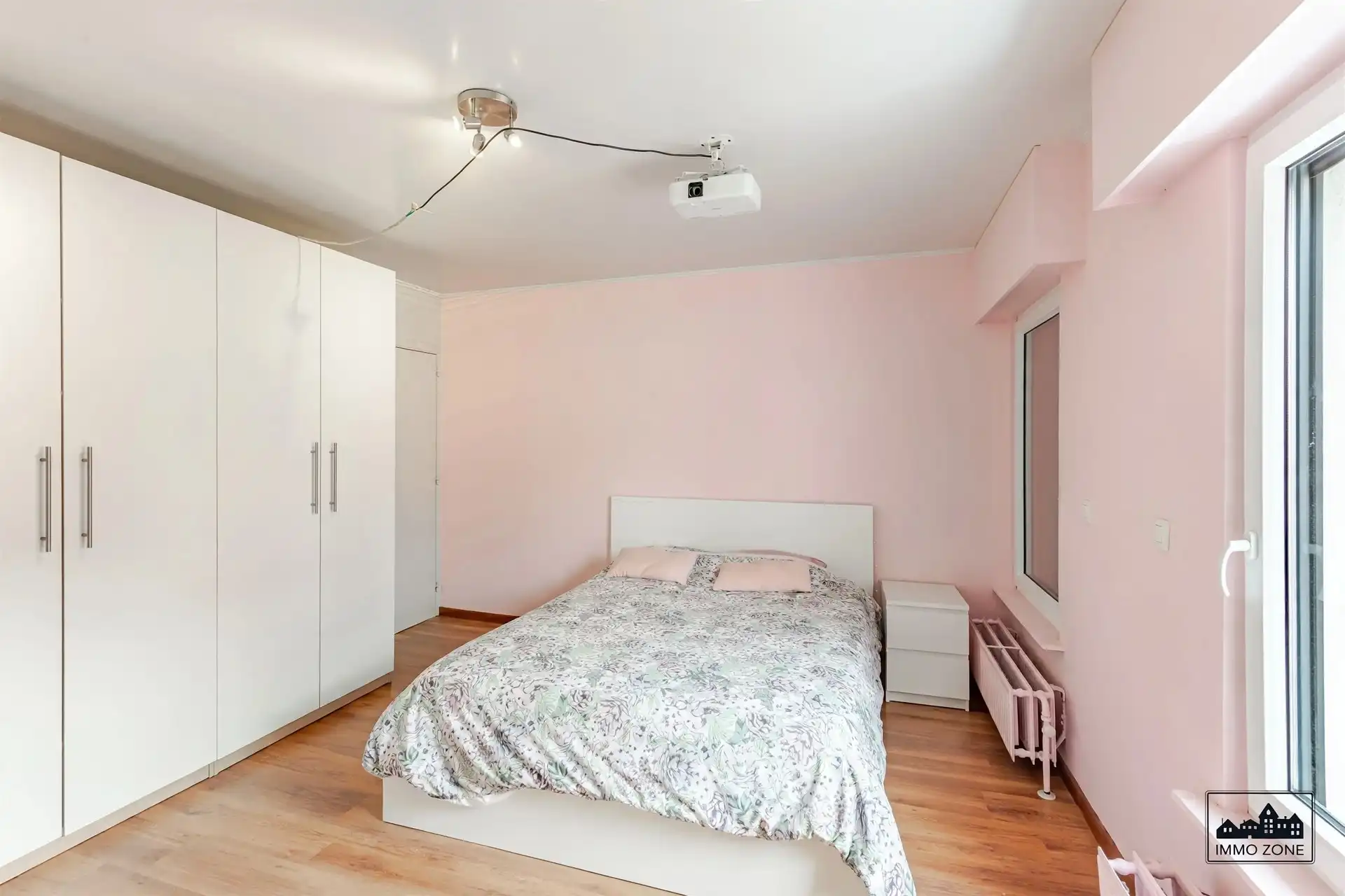Woning met 4 slaapkamers én magazijn op toplocatie foto 15