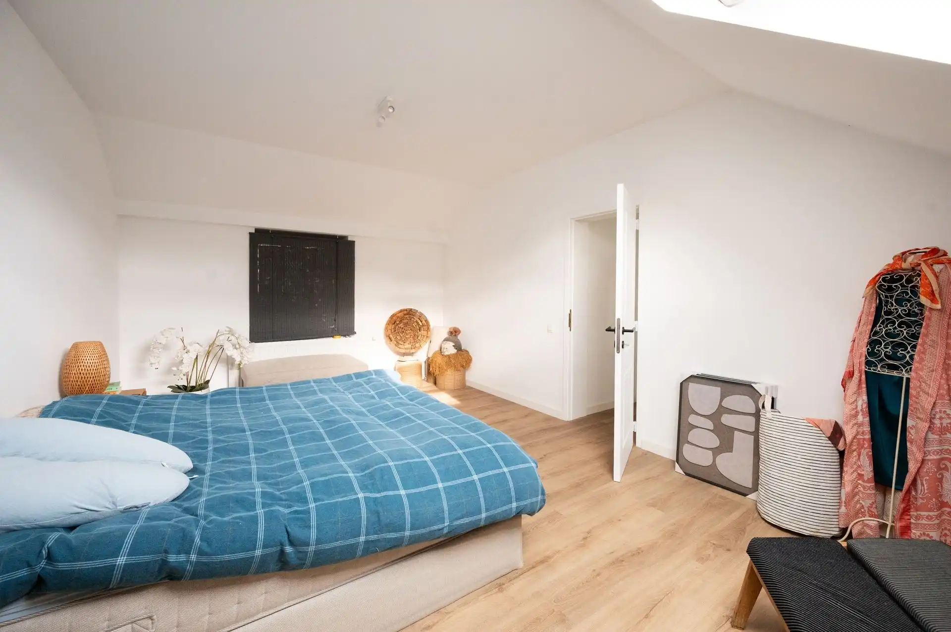 Prachtig gerenoveerde woning met tuin foto 29