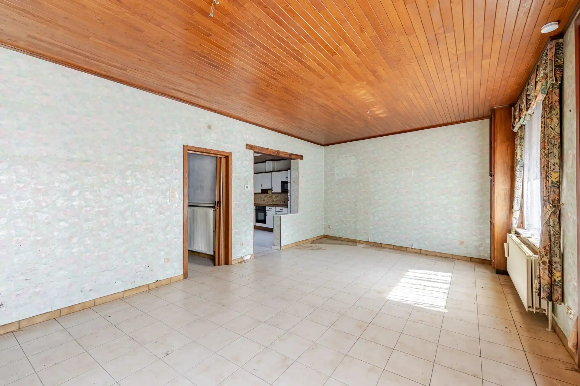 Halfopen bebouwing met enorm potentieel op een perceel van maar liefst 1.050 m² foto 3