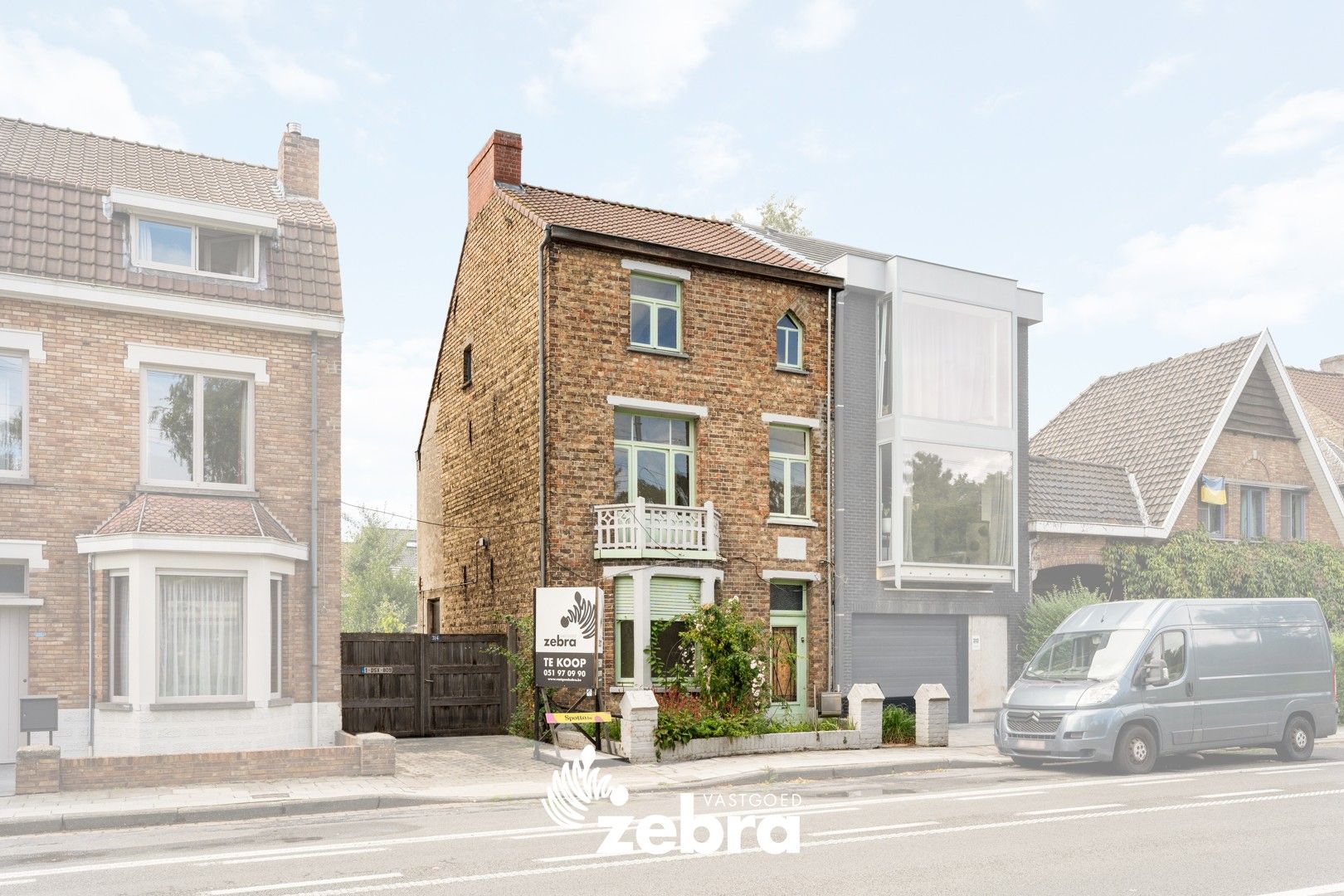 Hoofdfoto van de publicatie: Te renoveren woning met 5 slaapkamers en veel potentieel in Sint-Michiels!