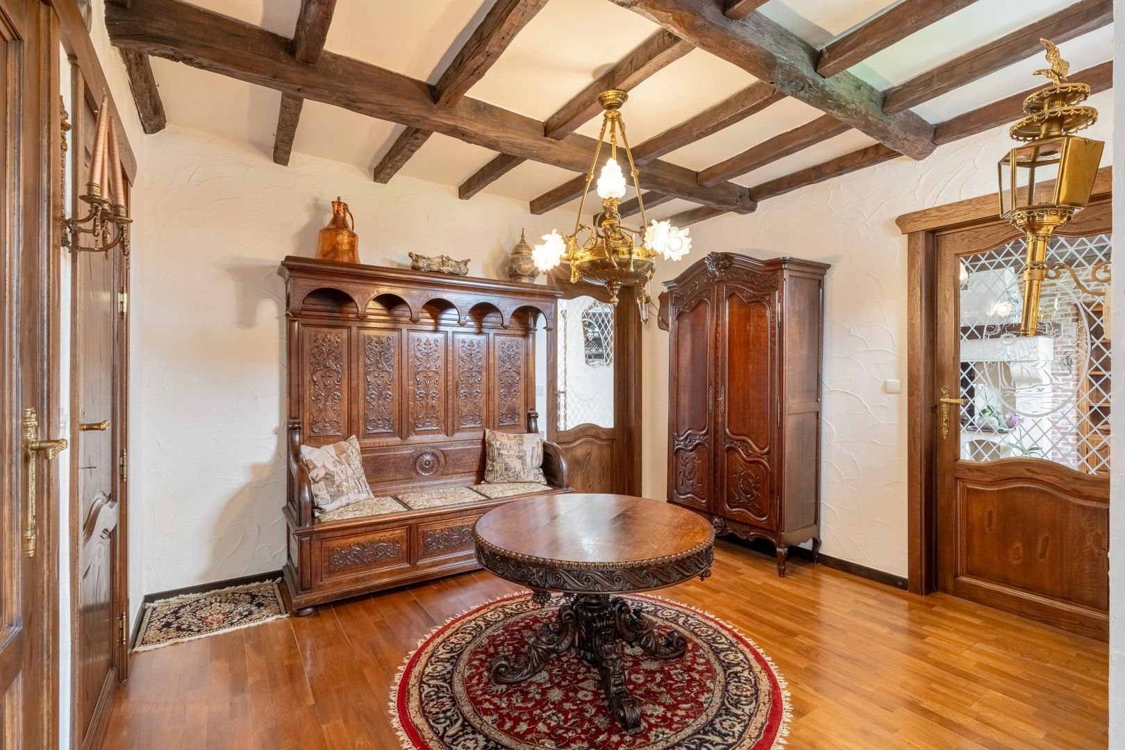 Karaktervolle bungalow met 2 slaapkamers in een rustige straat te Bunsbeek foto 4