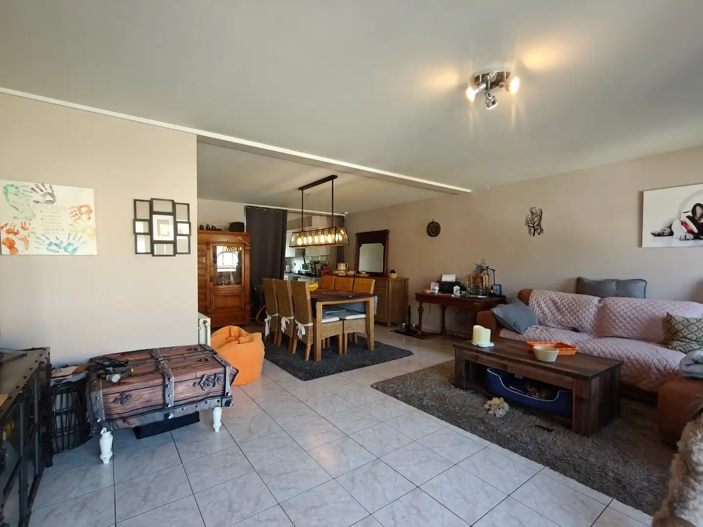 Appartement te Lokeren met 2 slaapkamers en terras foto 2