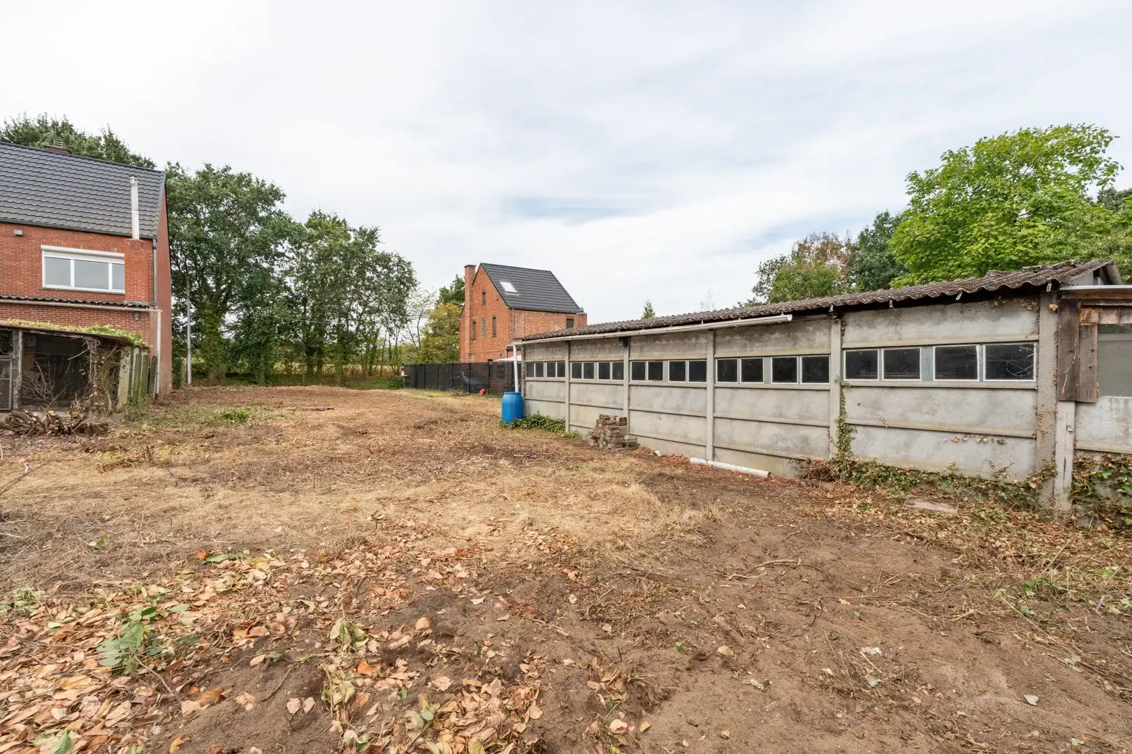 Rustig gelegen bouwgrond van 591 m² voor halfopen bebouwing in Paal foto 10