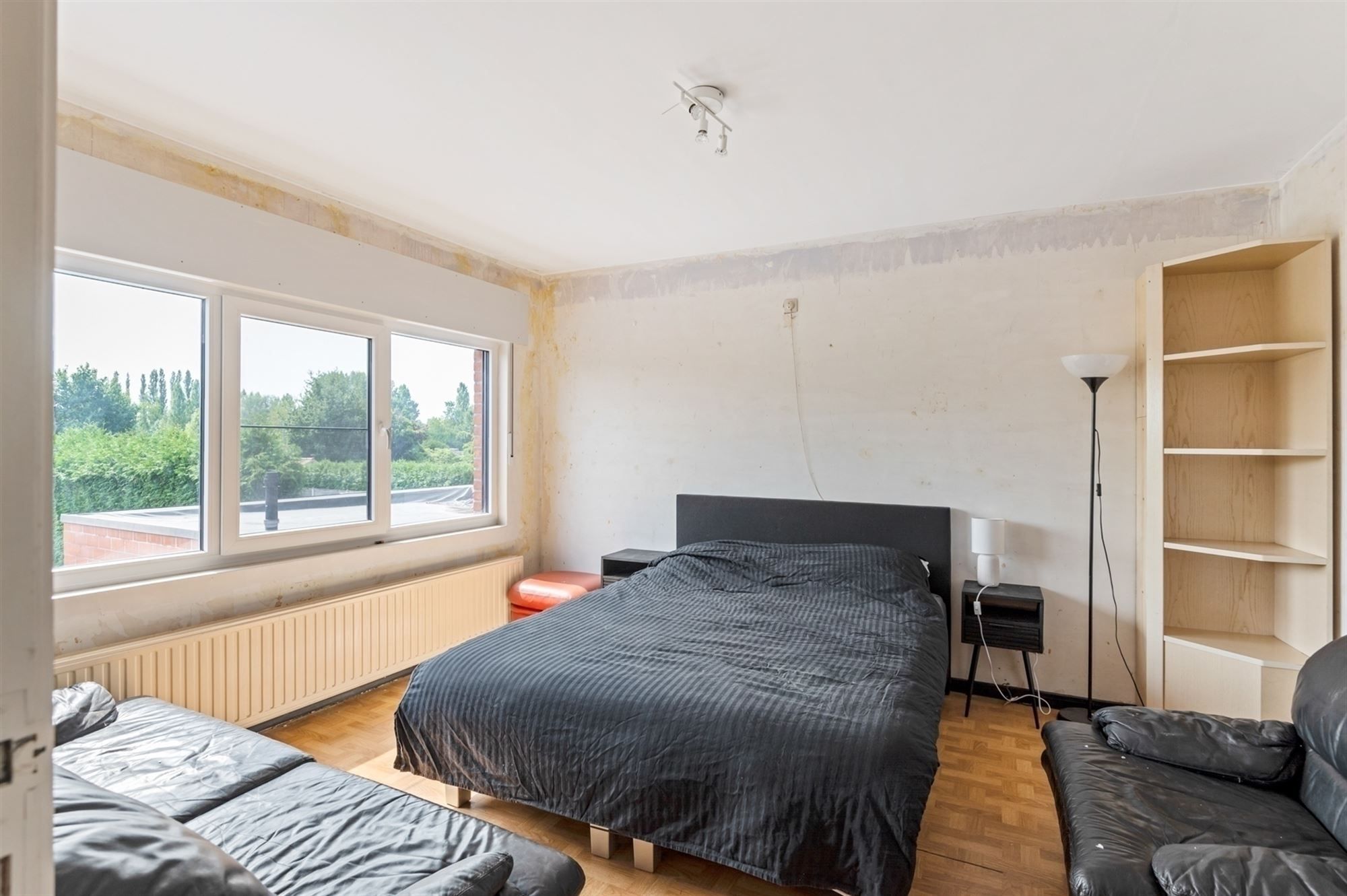 Grotendeels gemoderniseerde woning te Duffel foto 8