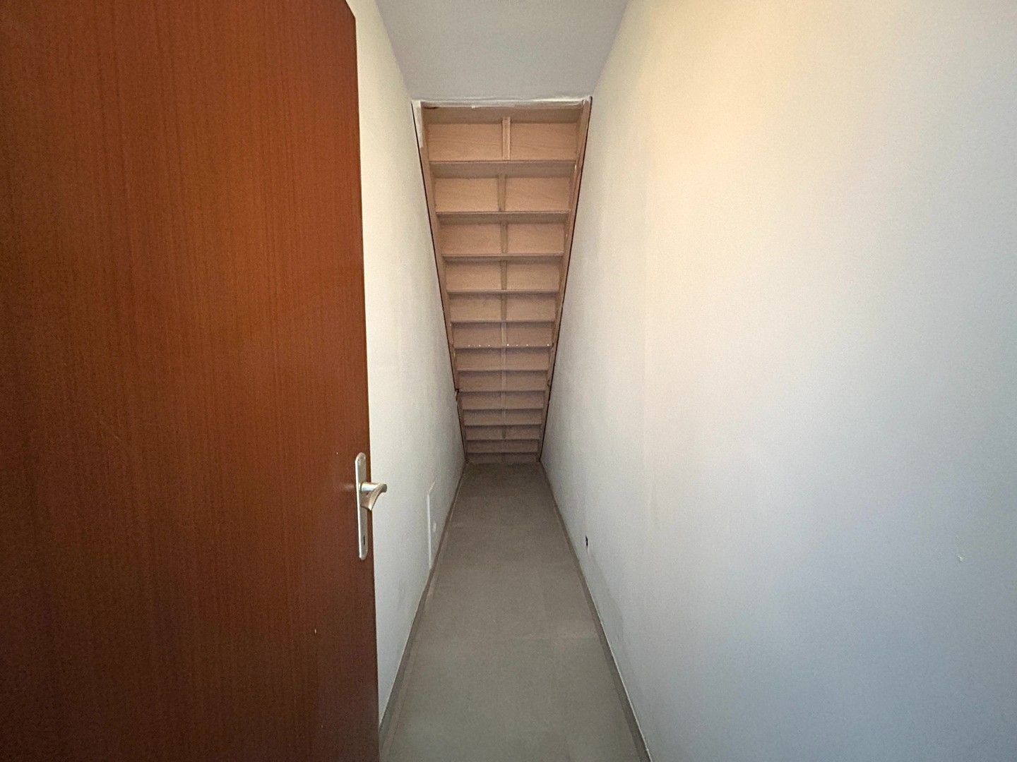 Recent gerenoveerde halfopen bebouwing met 4 kamers te Marialoop (Meulebeke)! foto 10