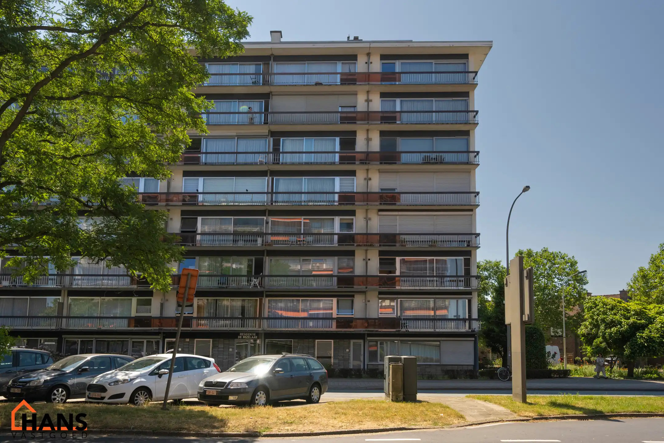 Gezellig appartement met garagebox foto {{pictureIndex}}