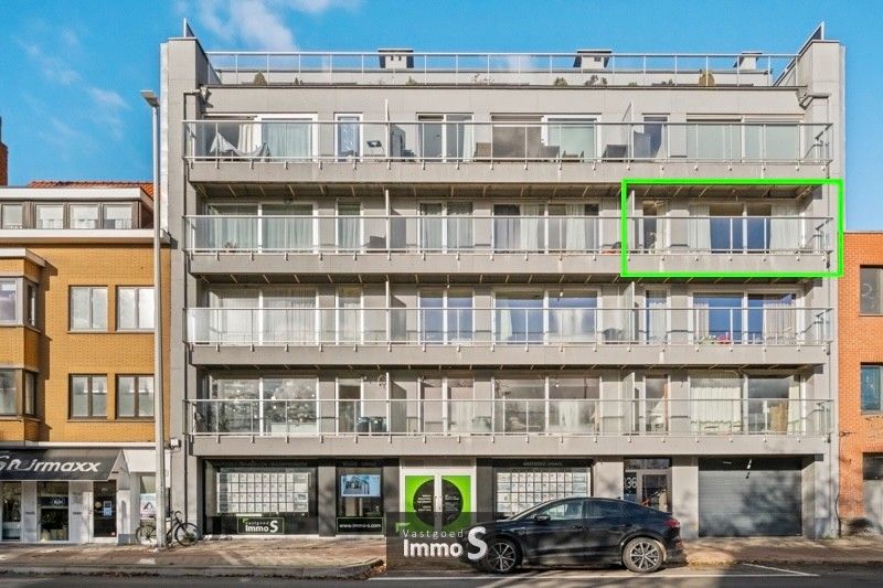 Ruim appartement met 2 terrassen te Oostende foto {{pictureIndex}}