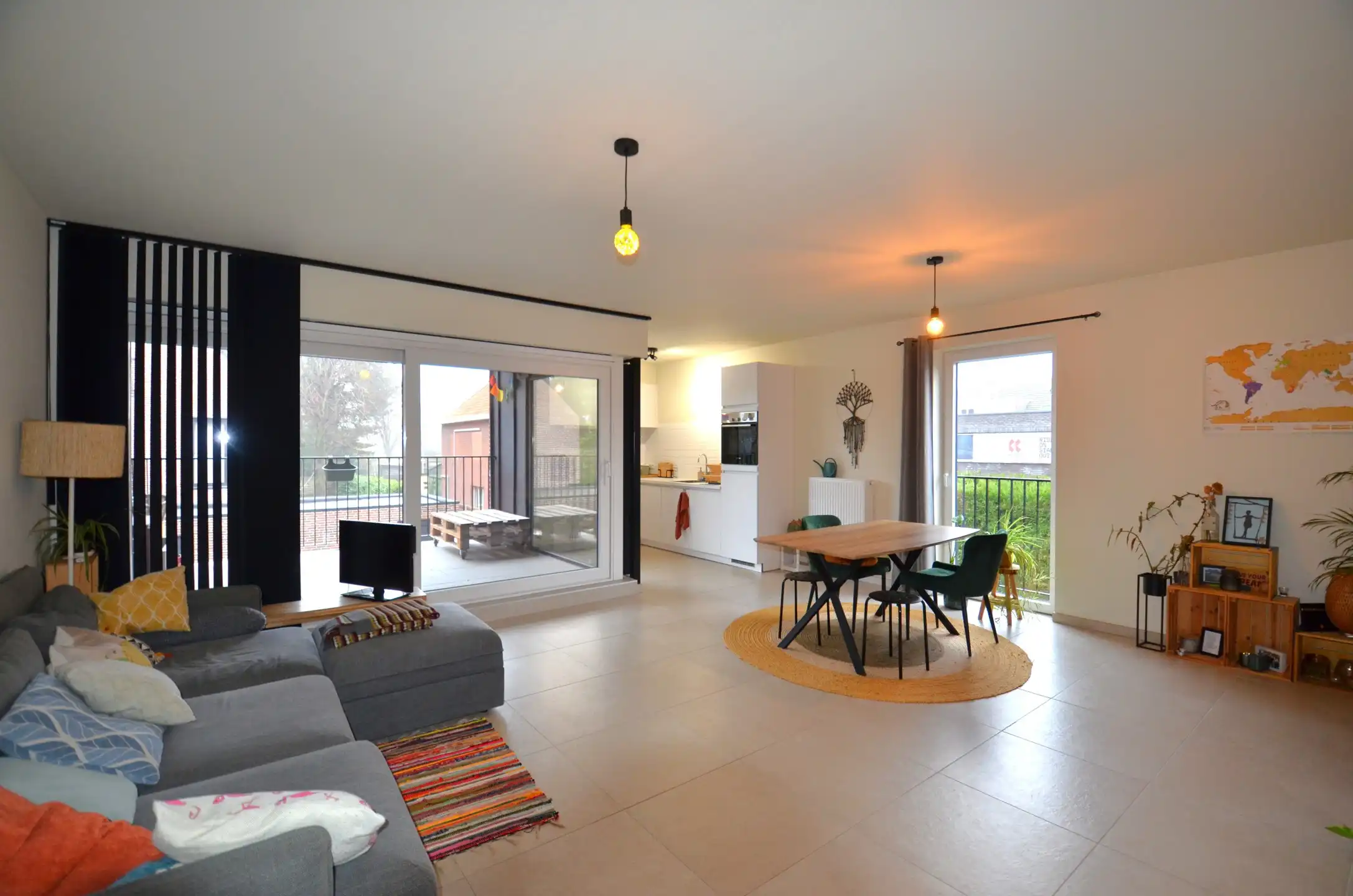 Recent appartement met 2 slaapkamers nabij het centrum foto 10