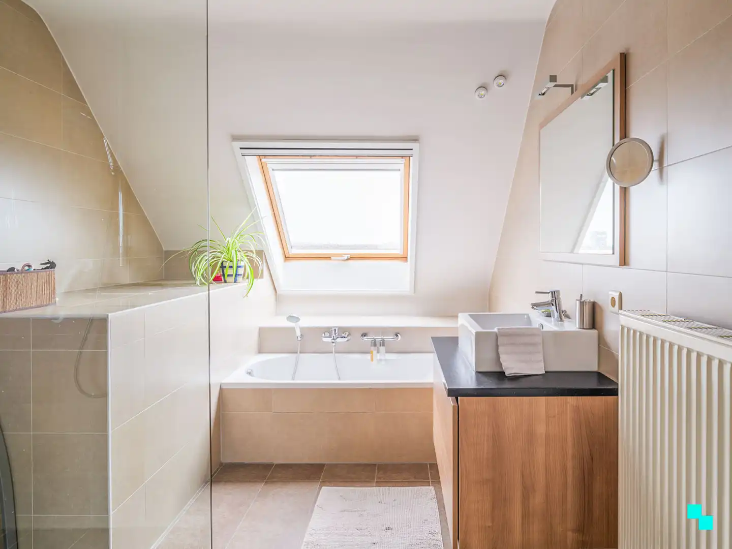 Lichtrijk duplexappartement met drie slaapkamers aan de rand van Gent foto 21
