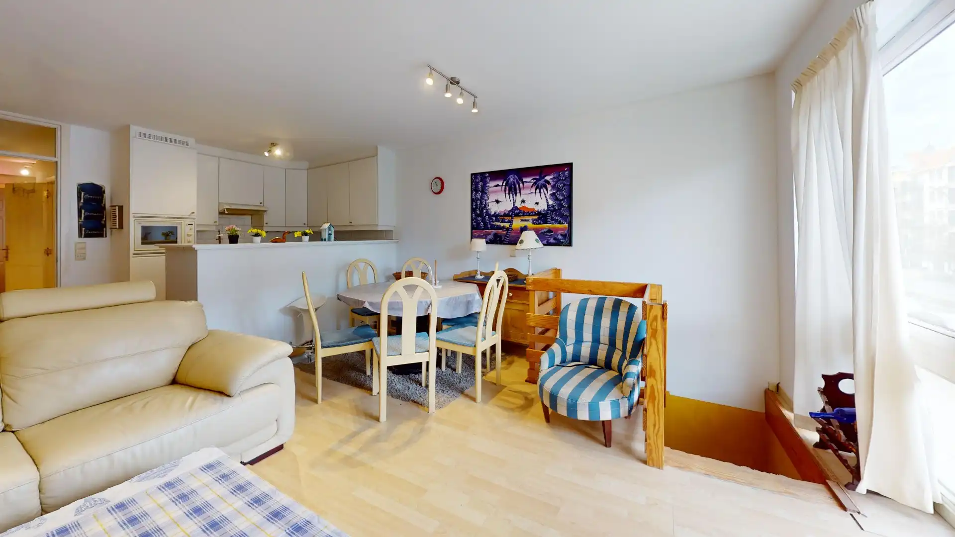 Appartement te koop foto {{pictureIndex}}