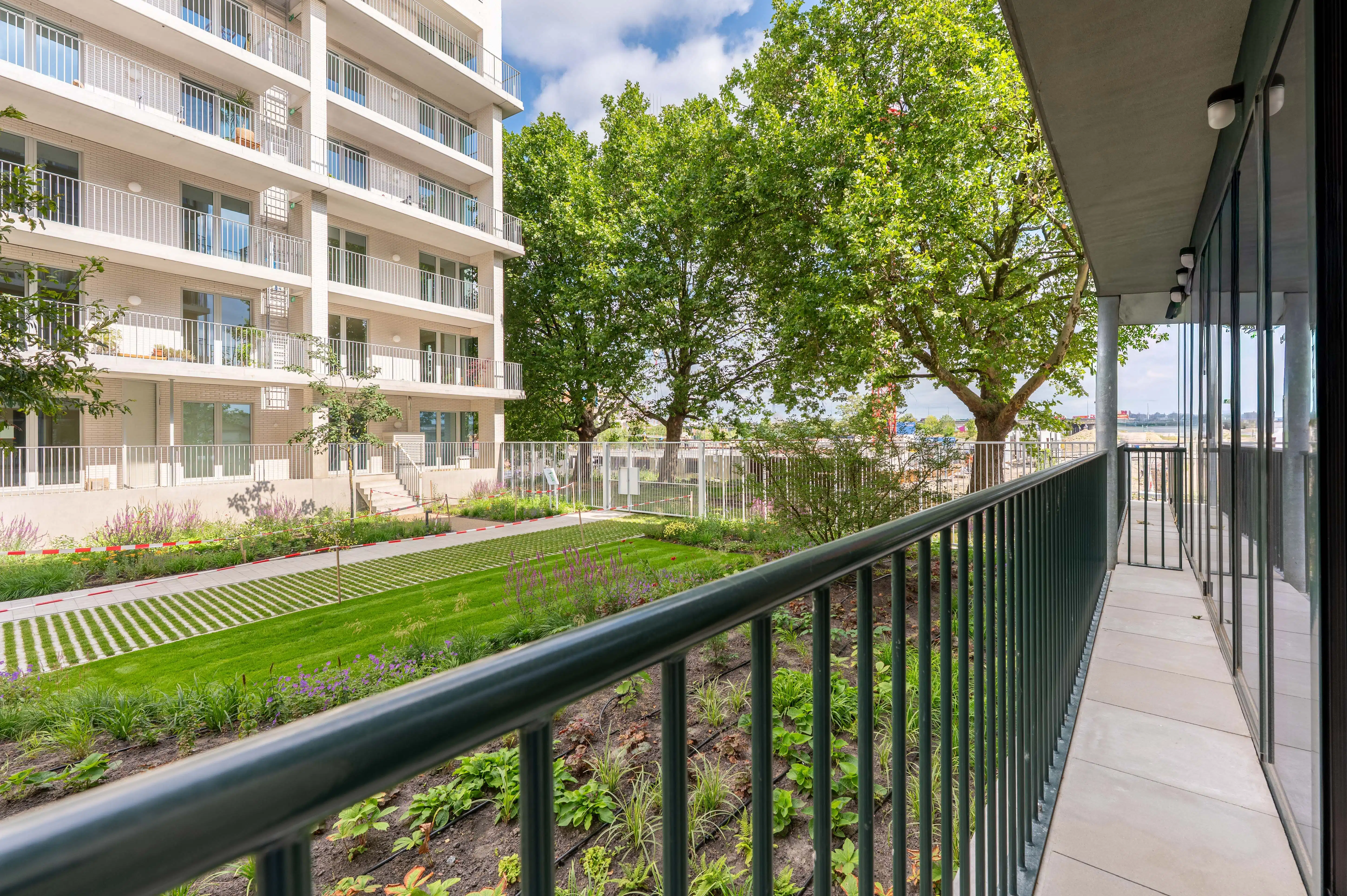 Appartement Te Huur foto 11
